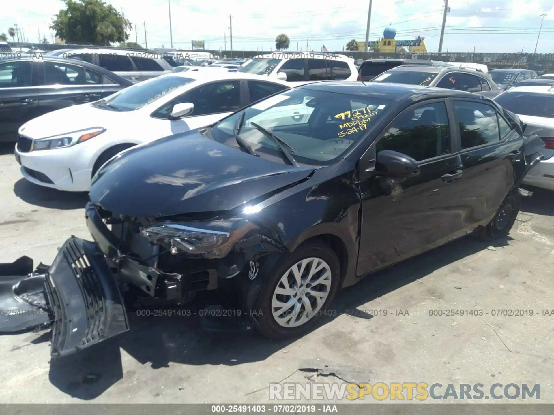 2 Photograph of a damaged car 2T1BURHE1KC199053 TOYOTA COROLLA 2019