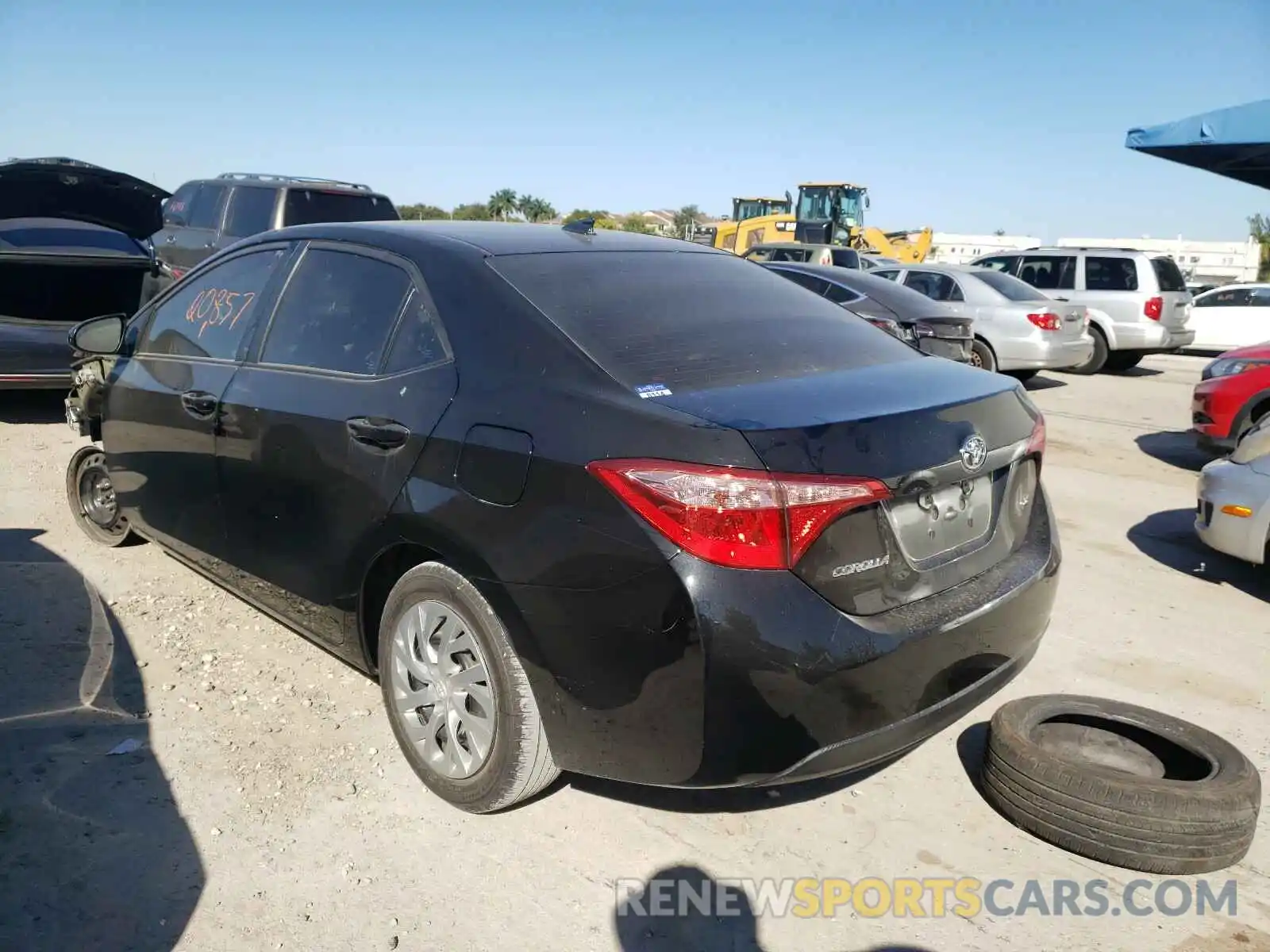 3 Photograph of a damaged car 2T1BURHE1KC199828 TOYOTA COROLLA 2019