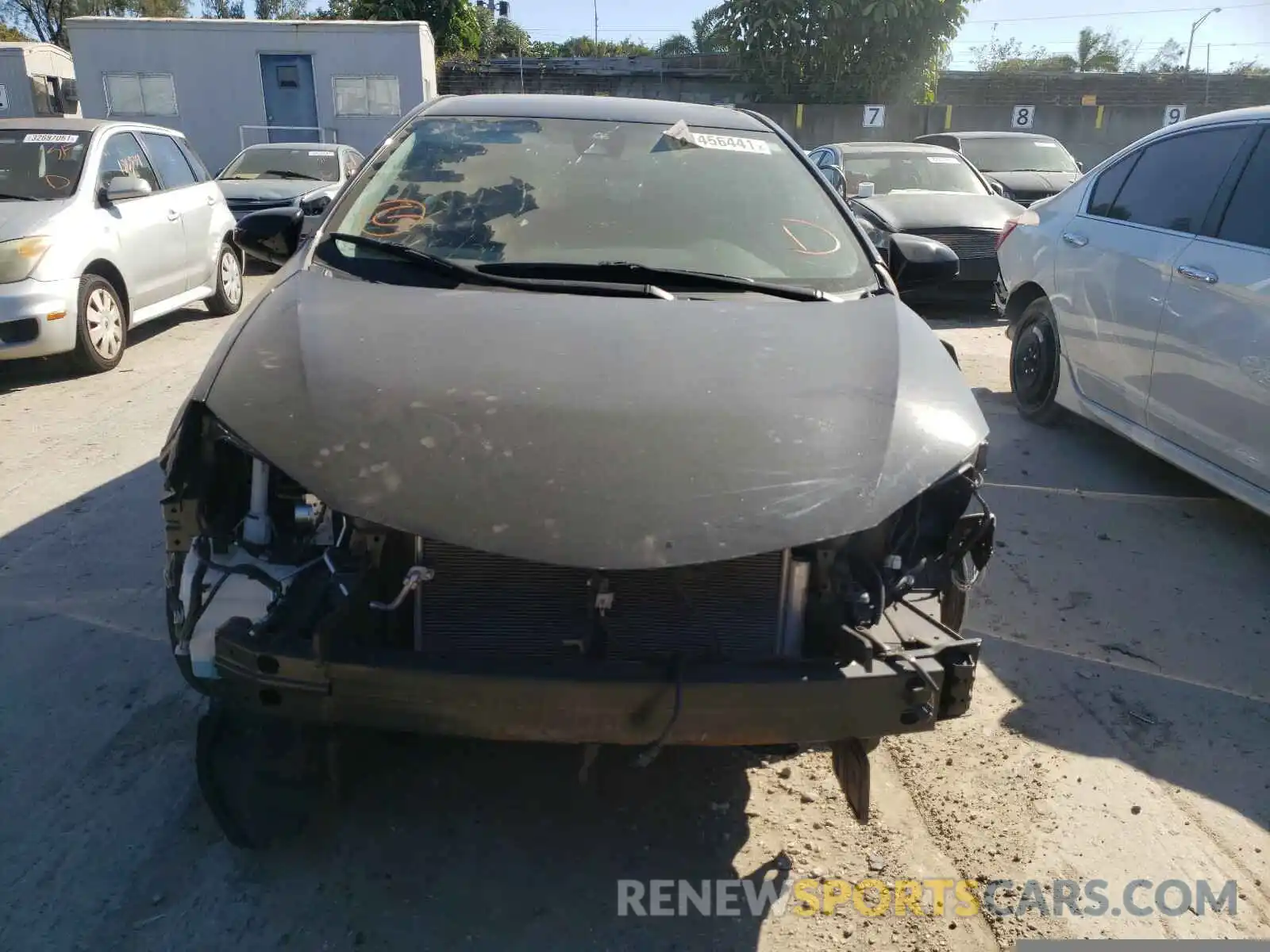 9 Photograph of a damaged car 2T1BURHE1KC199828 TOYOTA COROLLA 2019