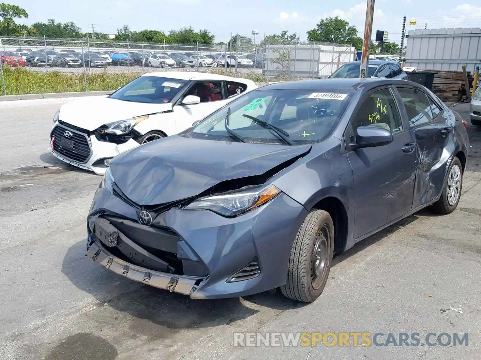 2 Photograph of a damaged car 2T1BURHE1KC200444 TOYOTA COROLLA 2019