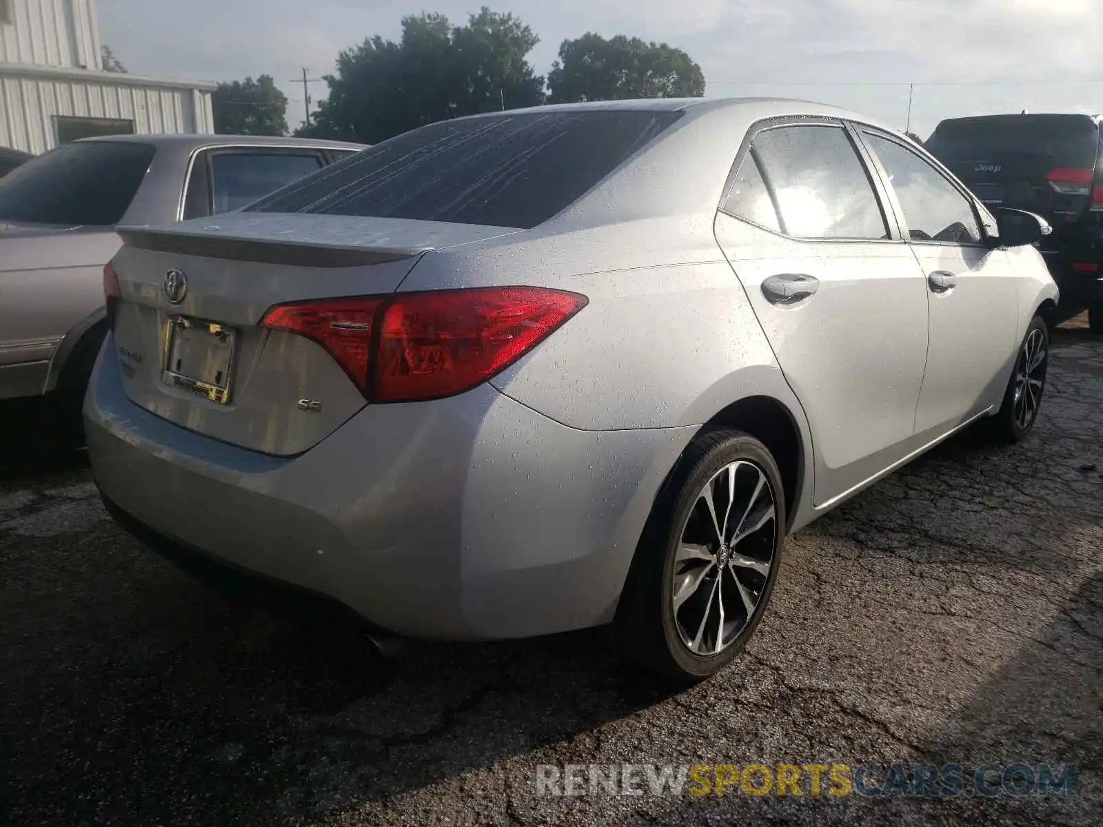 4 Photograph of a damaged car 2T1BURHE1KC200931 TOYOTA COROLLA 2019