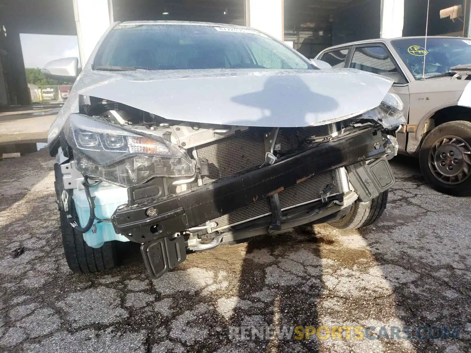 9 Photograph of a damaged car 2T1BURHE1KC200931 TOYOTA COROLLA 2019