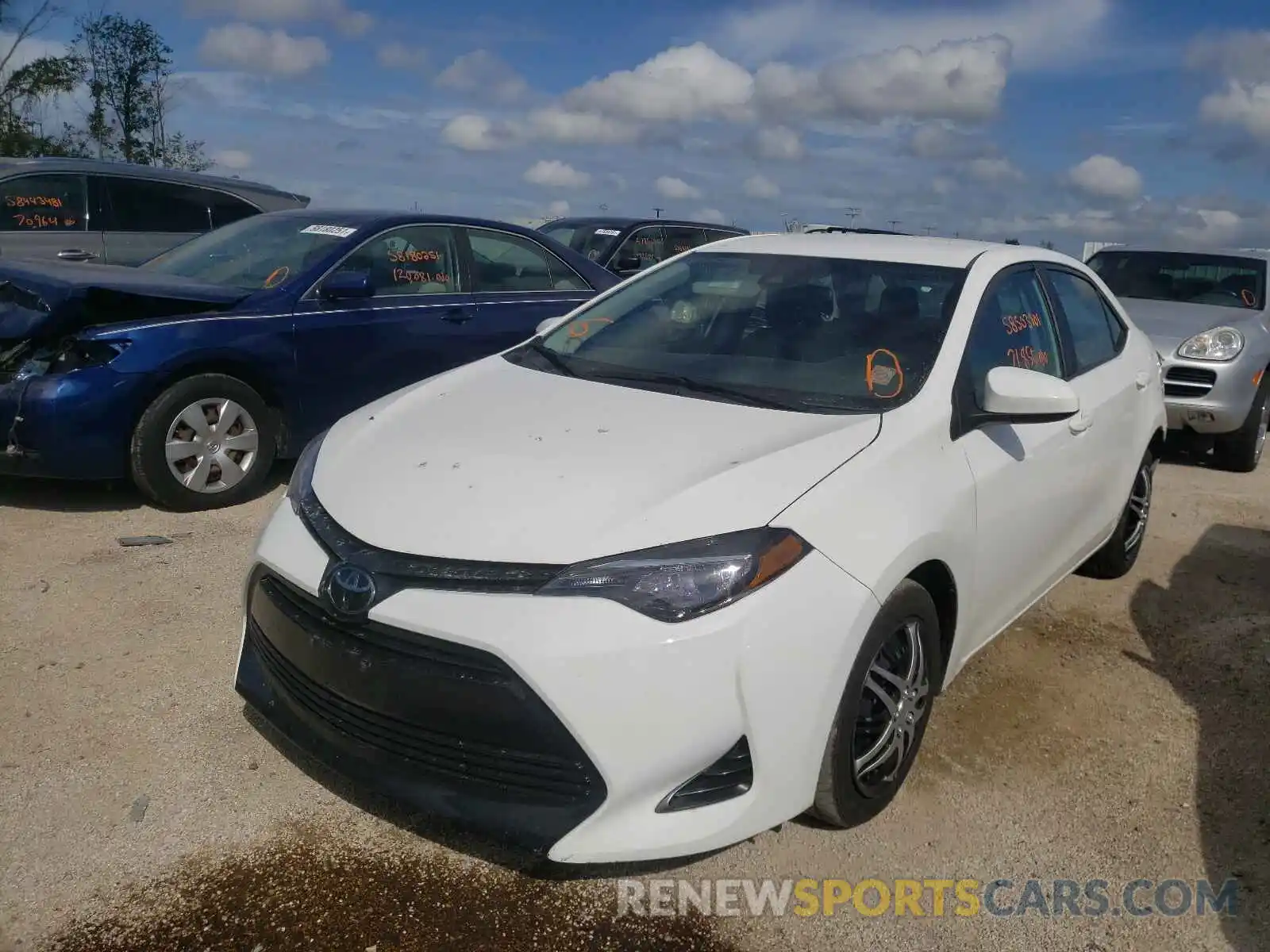 2 Photograph of a damaged car 2T1BURHE1KC202162 TOYOTA COROLLA 2019