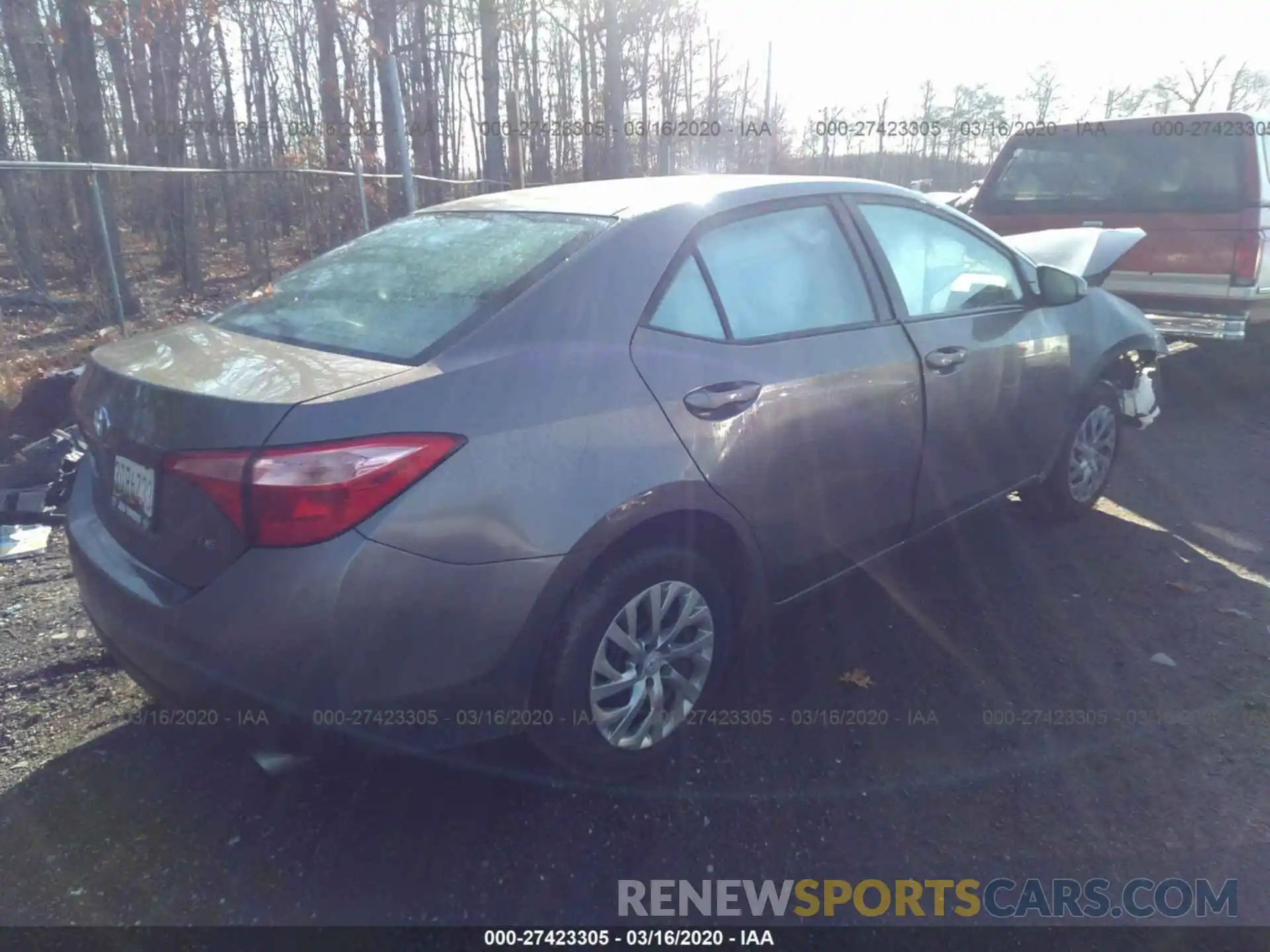 4 Photograph of a damaged car 2T1BURHE1KC206017 TOYOTA COROLLA 2019