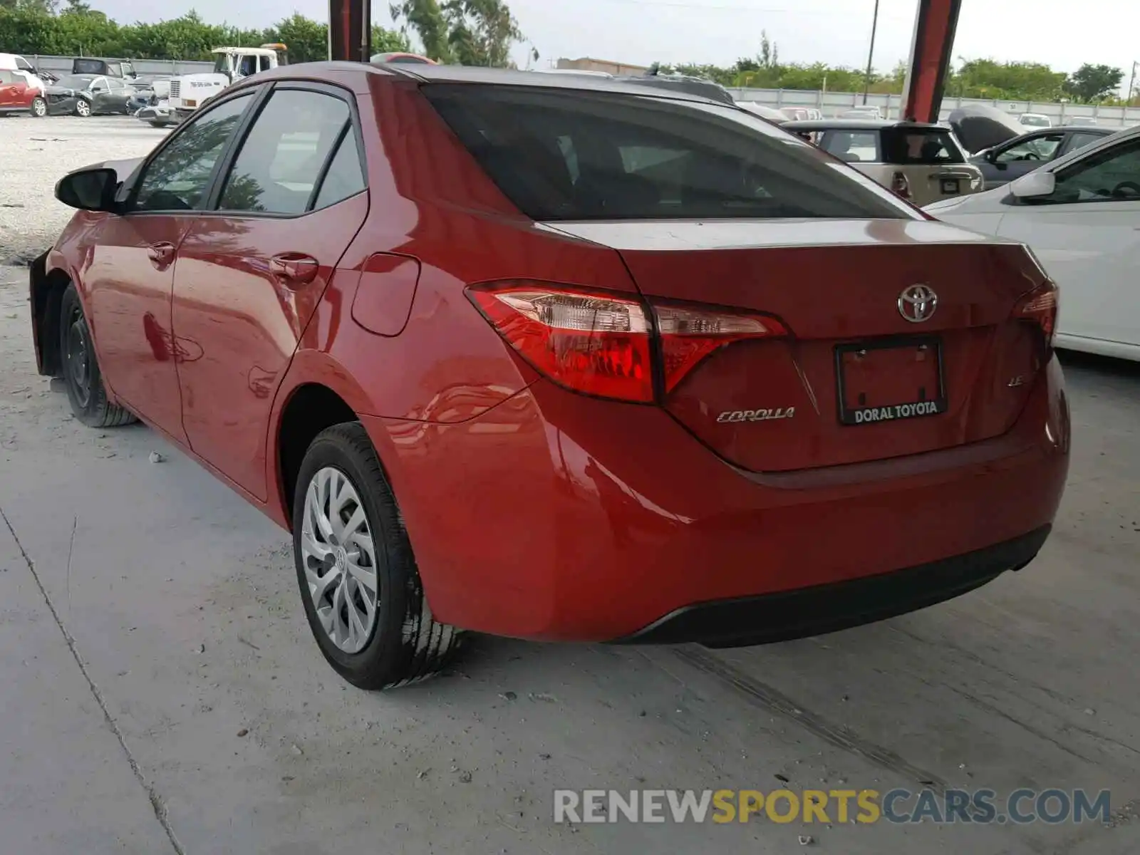 3 Photograph of a damaged car 2T1BURHE1KC206437 TOYOTA COROLLA 2019