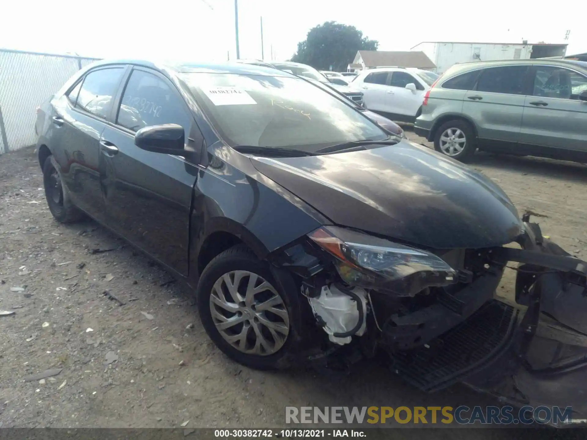 1 Photograph of a damaged car 2T1BURHE1KC206499 TOYOTA COROLLA 2019