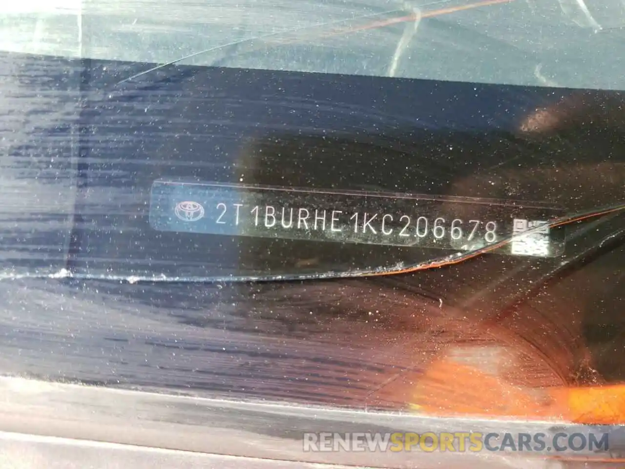 10 Photograph of a damaged car 2T1BURHE1KC206678 TOYOTA COROLLA 2019