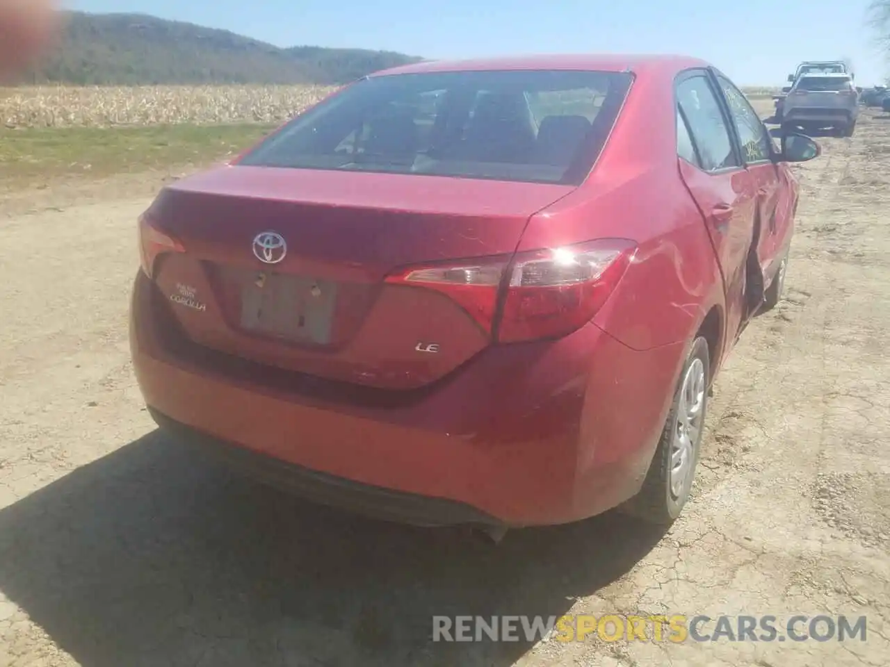 4 Photograph of a damaged car 2T1BURHE1KC206695 TOYOTA COROLLA 2019