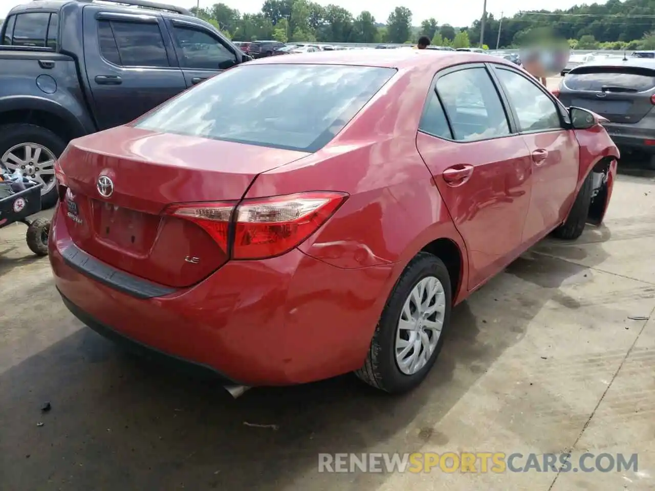 4 Photograph of a damaged car 2T1BURHE1KC207345 TOYOTA COROLLA 2019