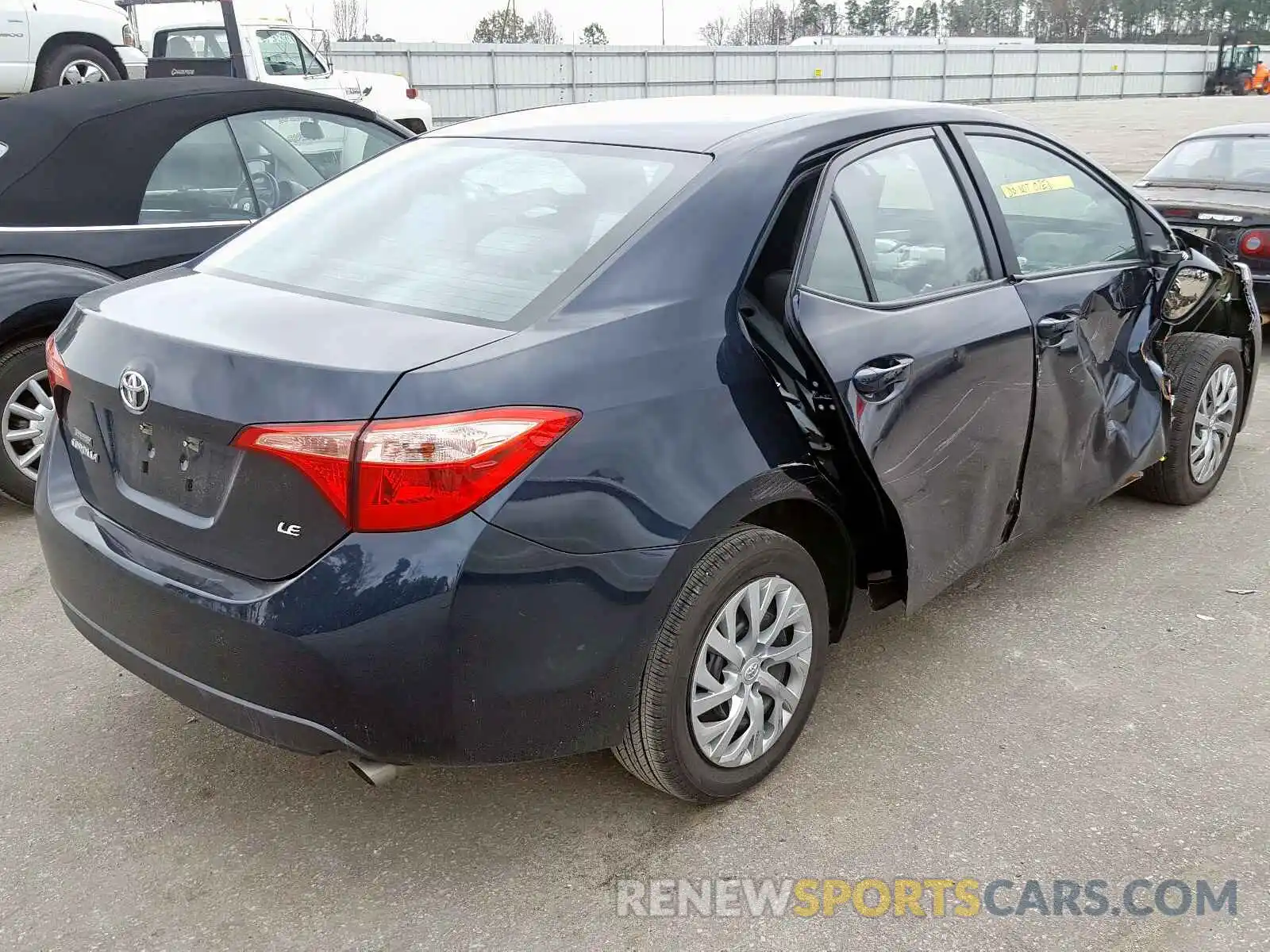 4 Photograph of a damaged car 2T1BURHE1KC208382 TOYOTA COROLLA 2019