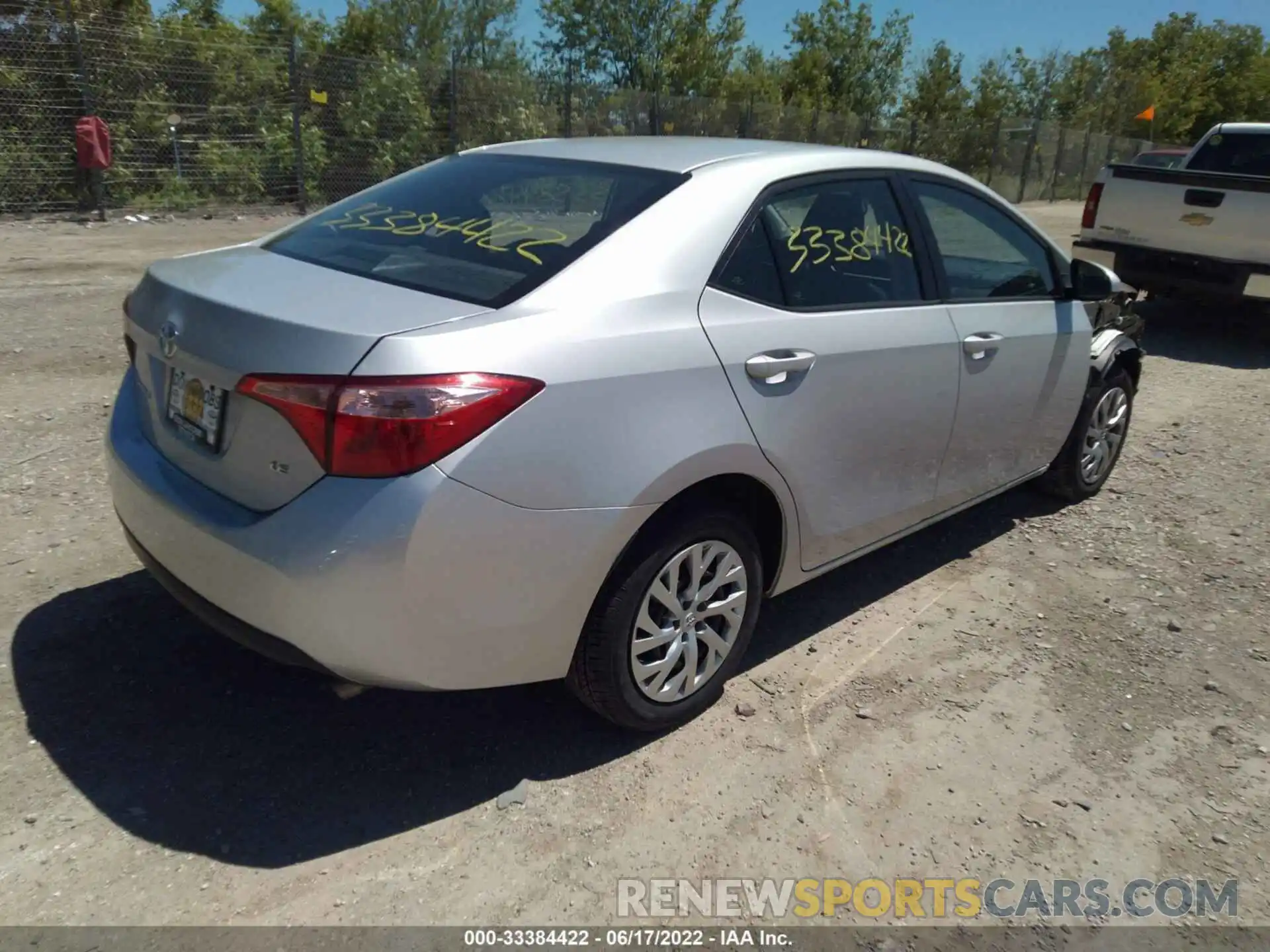 4 Photograph of a damaged car 2T1BURHE1KC208883 TOYOTA COROLLA 2019