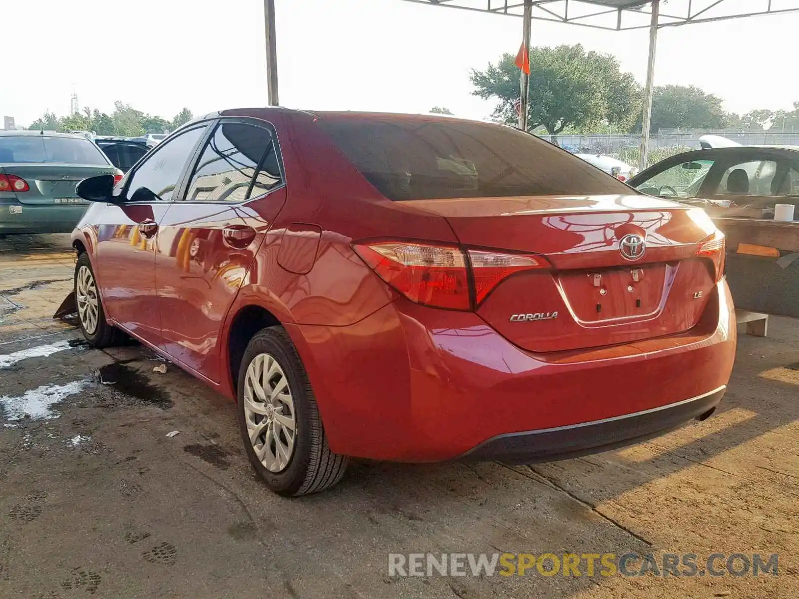 3 Photograph of a damaged car 2T1BURHE1KC209208 TOYOTA COROLLA 2019