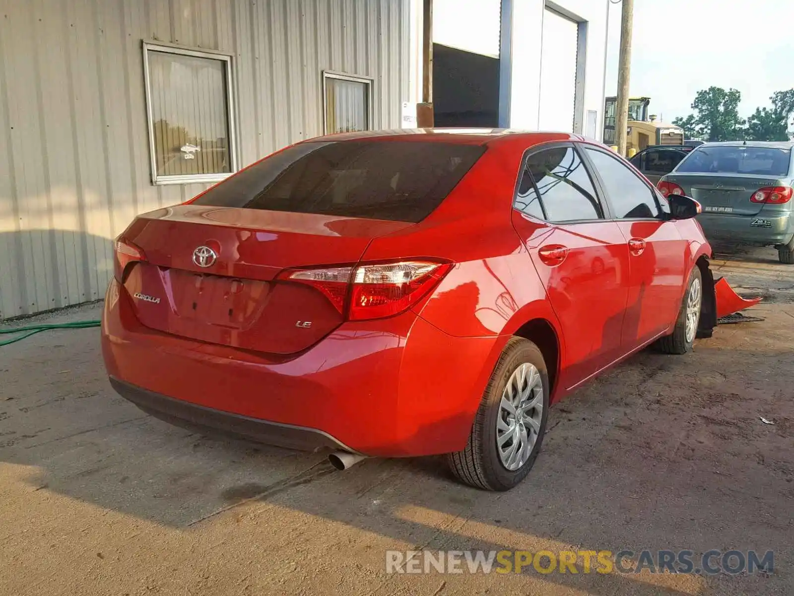 4 Photograph of a damaged car 2T1BURHE1KC209208 TOYOTA COROLLA 2019