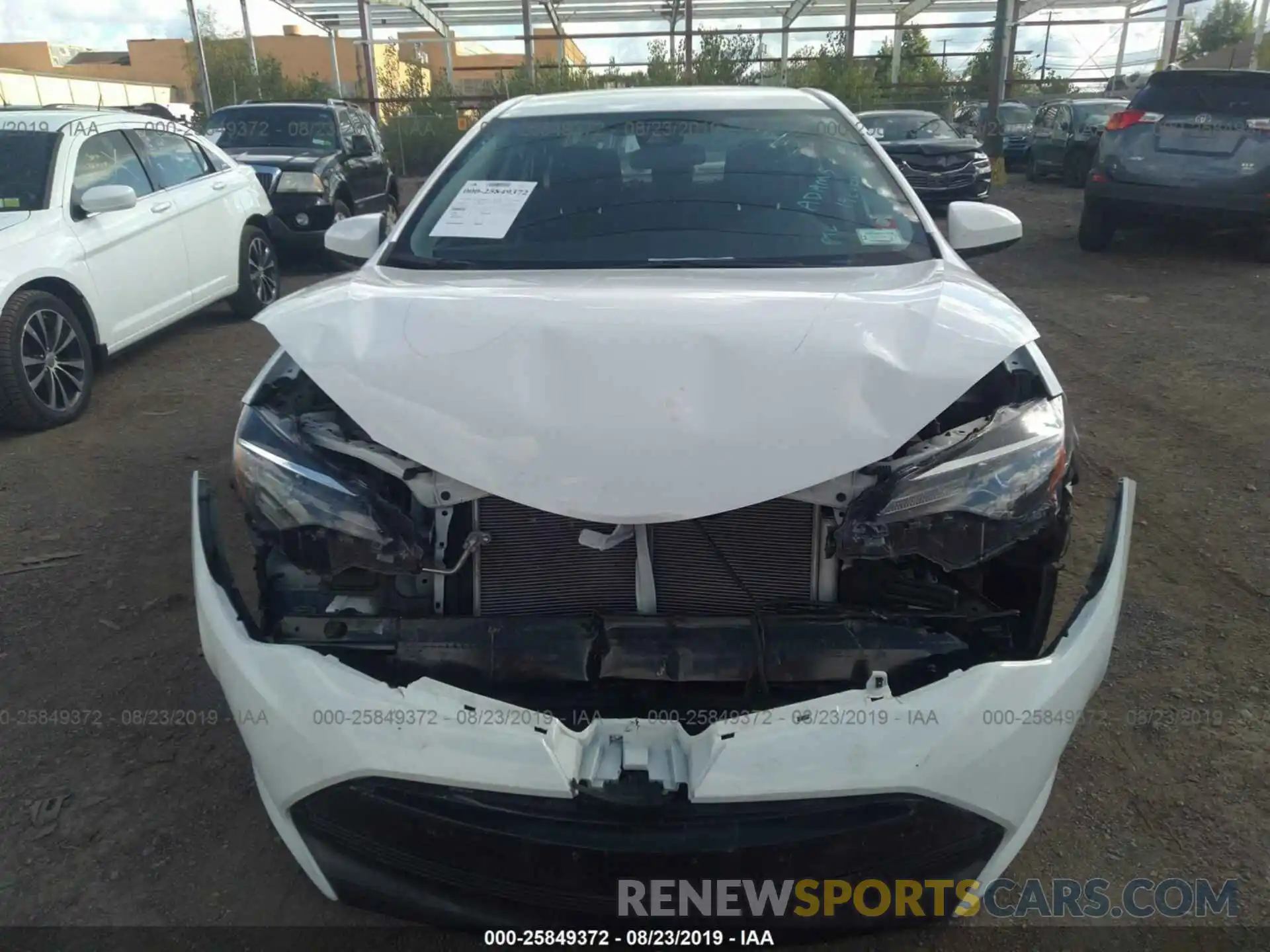 6 Photograph of a damaged car 2T1BURHE1KC209483 TOYOTA COROLLA 2019