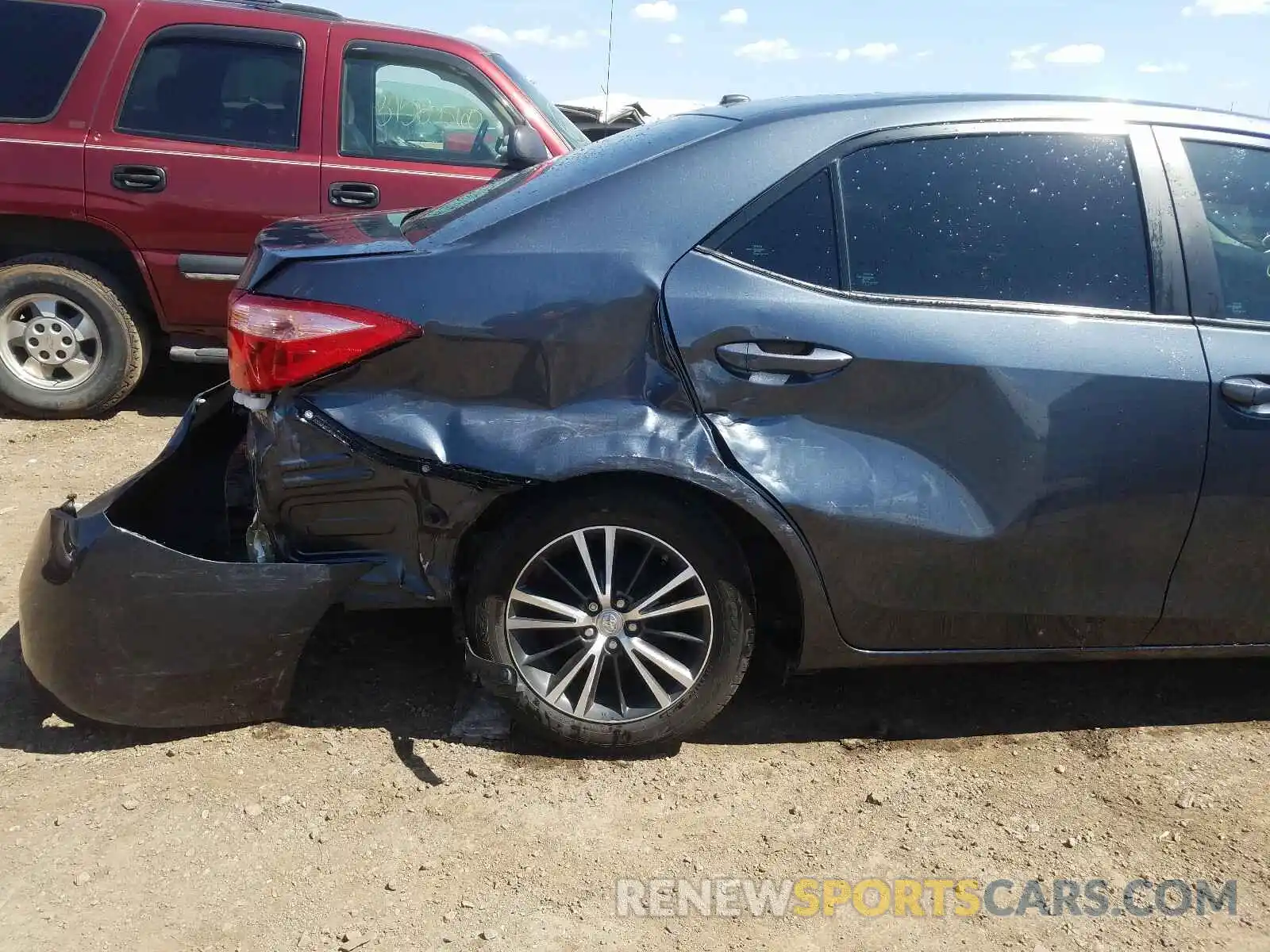 9 Photograph of a damaged car 2T1BURHE1KC209645 TOYOTA COROLLA 2019