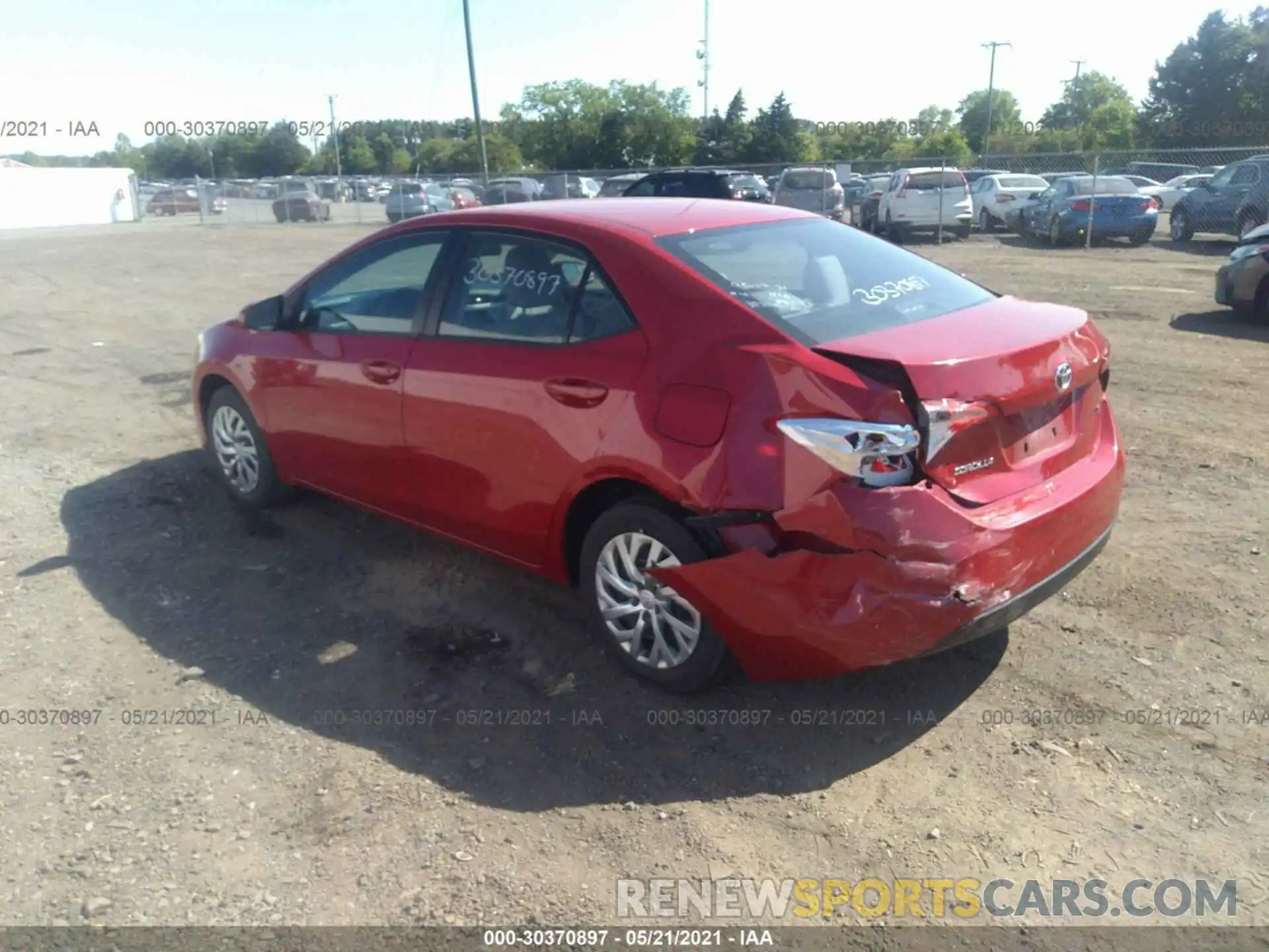 3 Photograph of a damaged car 2T1BURHE1KC209757 TOYOTA COROLLA 2019