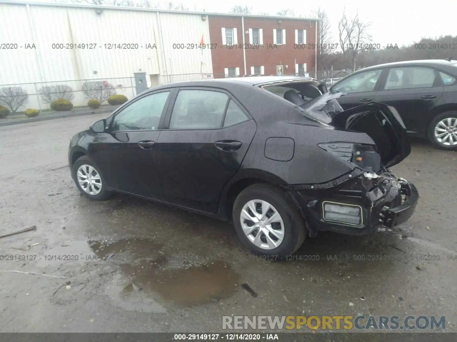 3 Photograph of a damaged car 2T1BURHE1KC211086 TOYOTA COROLLA 2019