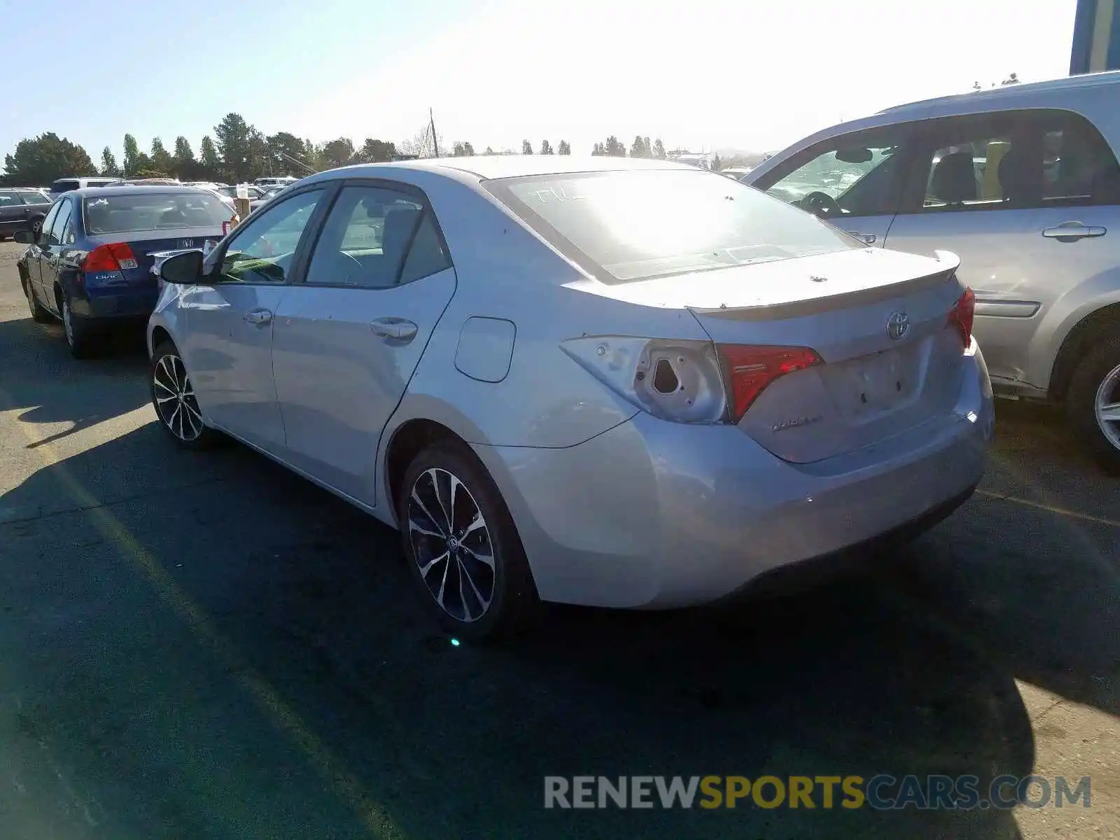 3 Photograph of a damaged car 2T1BURHE1KC211556 TOYOTA COROLLA 2019