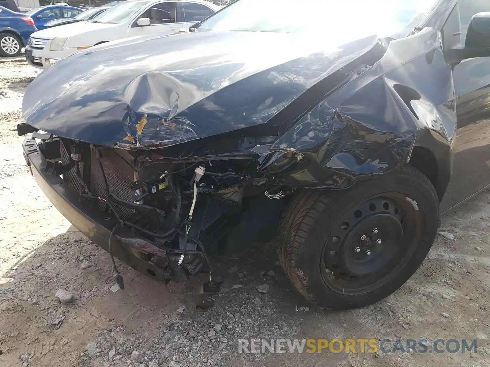 9 Photograph of a damaged car 2T1BURHE1KC212187 TOYOTA COROLLA 2019