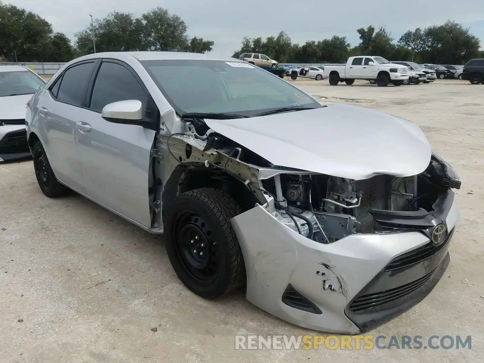 1 Фотография поврежденного автомобиля 2T1BURHE1KC212237 TOYOTA COROLLA 2019