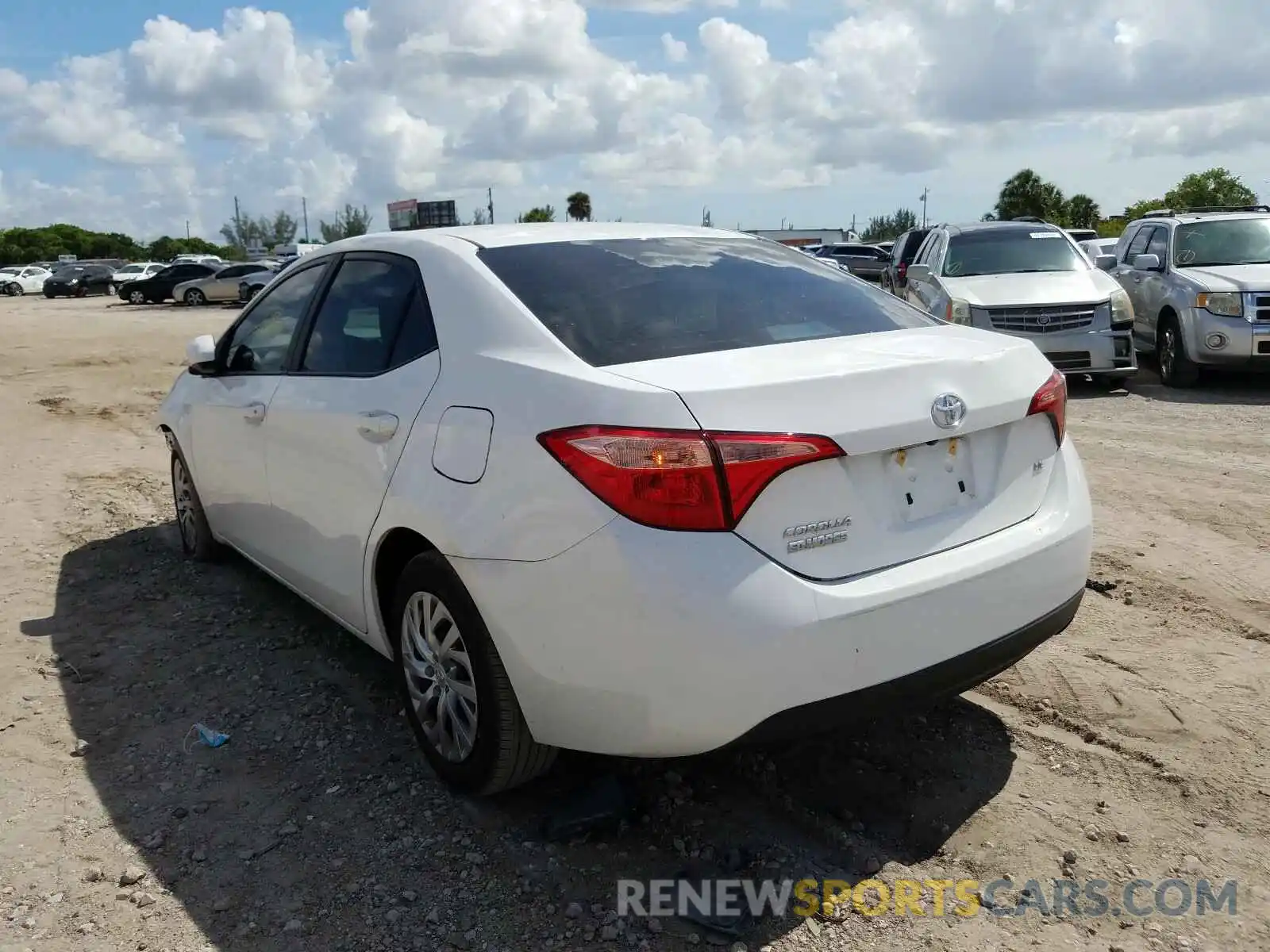 3 Photograph of a damaged car 2T1BURHE1KC212853 TOYOTA COROLLA 2019