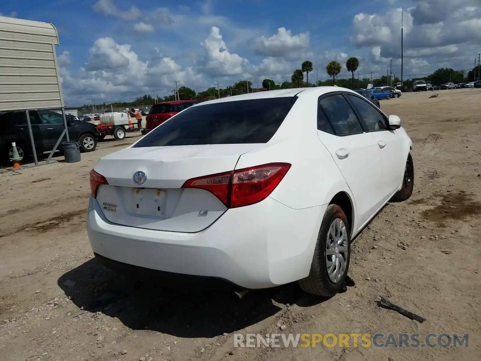 4 Photograph of a damaged car 2T1BURHE1KC212853 TOYOTA COROLLA 2019