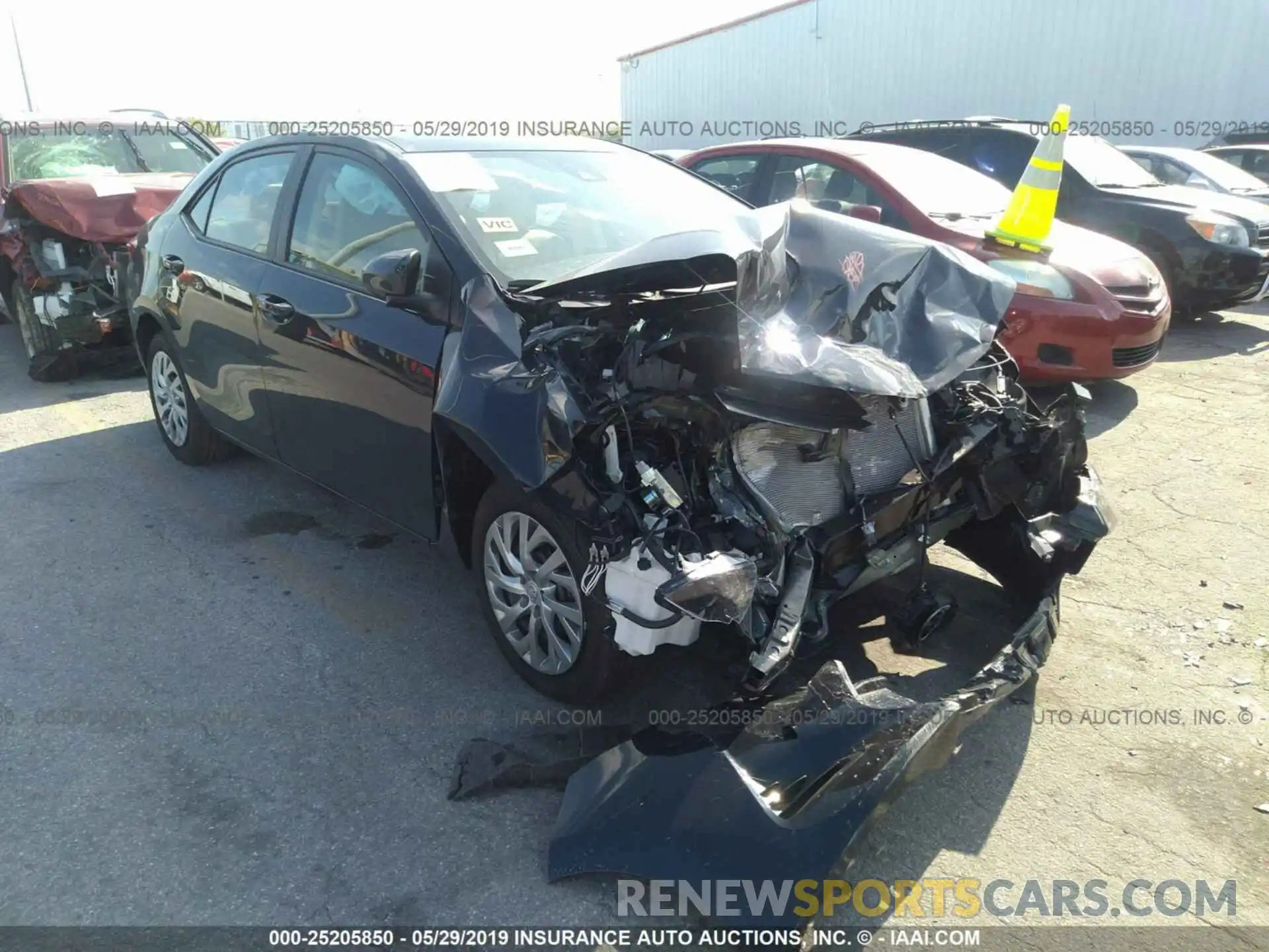 1 Photograph of a damaged car 2T1BURHE1KC213422 TOYOTA COROLLA 2019