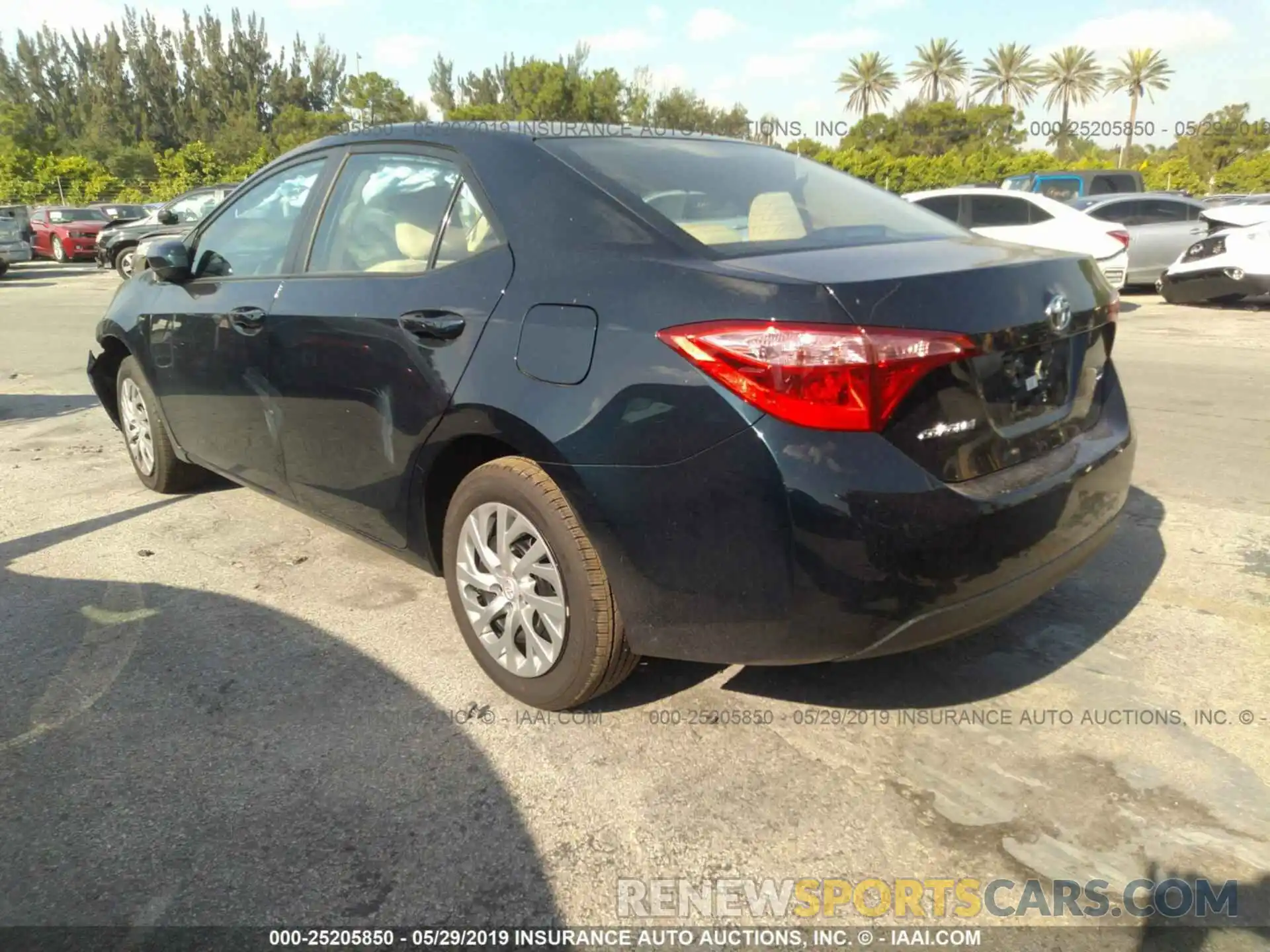 3 Photograph of a damaged car 2T1BURHE1KC213422 TOYOTA COROLLA 2019