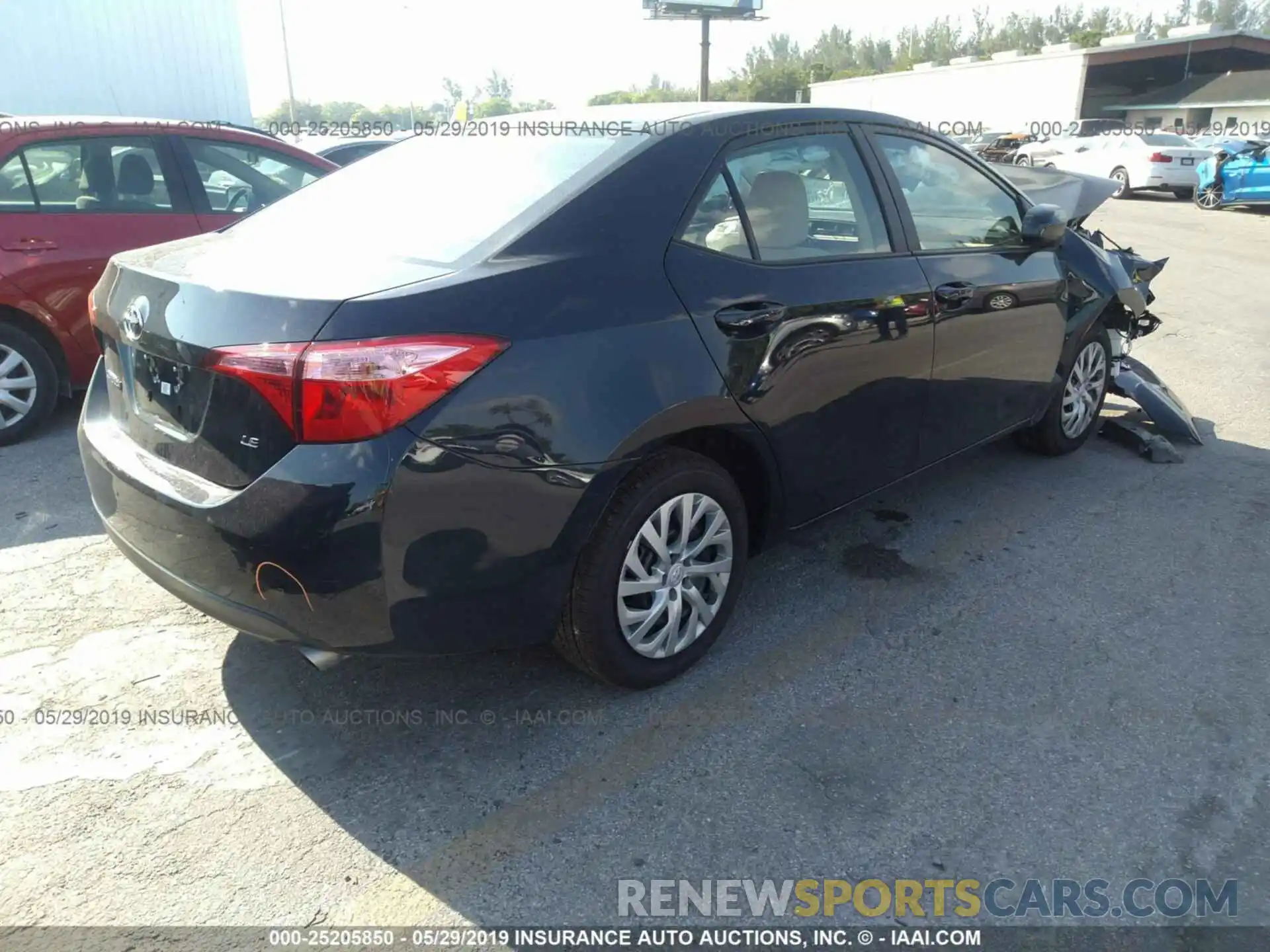 4 Photograph of a damaged car 2T1BURHE1KC213422 TOYOTA COROLLA 2019