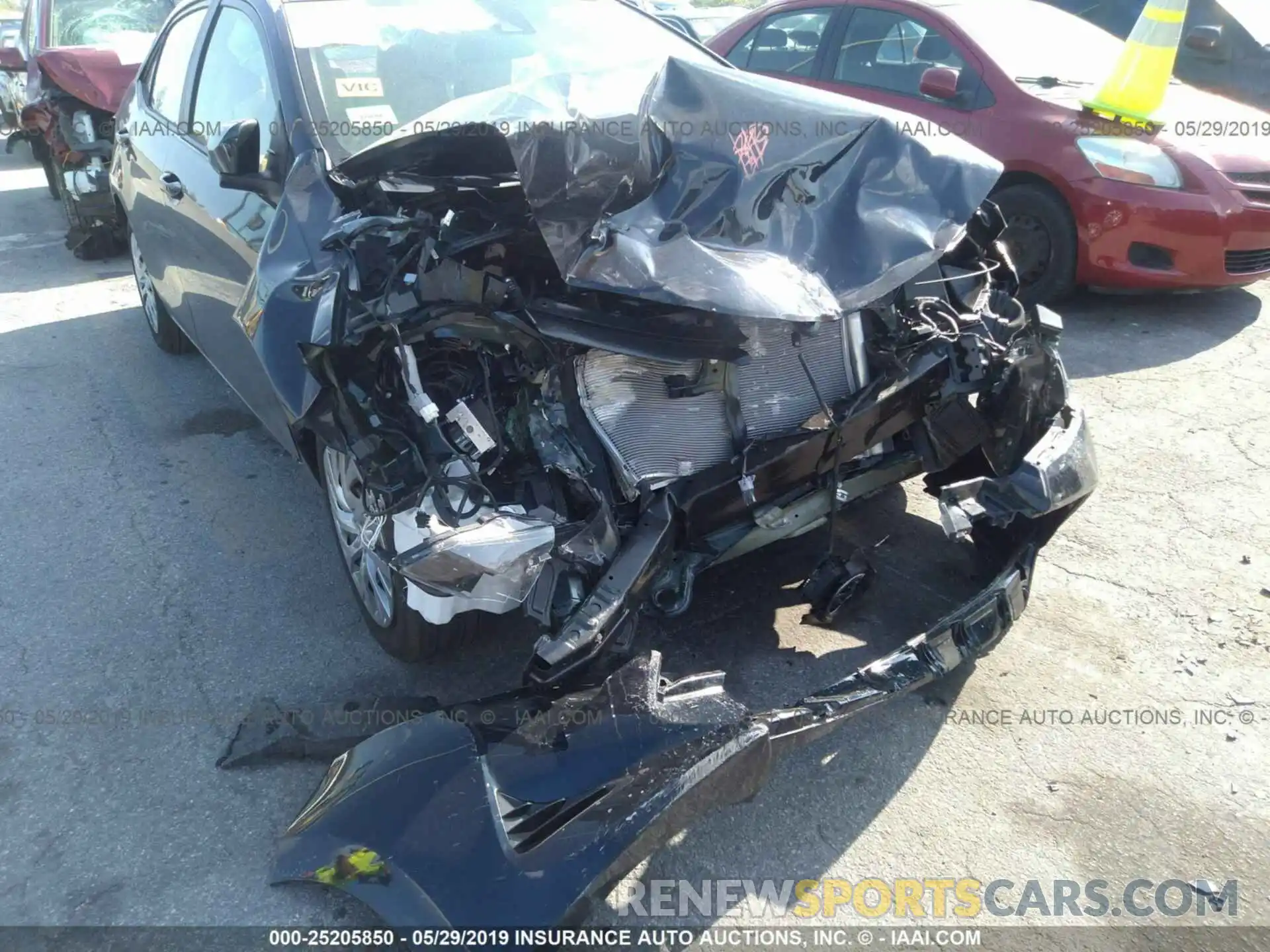 6 Photograph of a damaged car 2T1BURHE1KC213422 TOYOTA COROLLA 2019