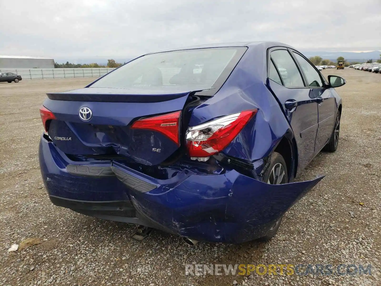 4 Photograph of a damaged car 2T1BURHE1KC214523 TOYOTA COROLLA 2019