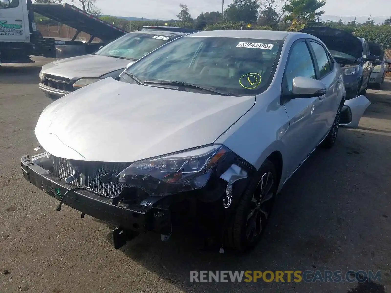 2 Photograph of a damaged car 2T1BURHE1KC214960 TOYOTA COROLLA 2019