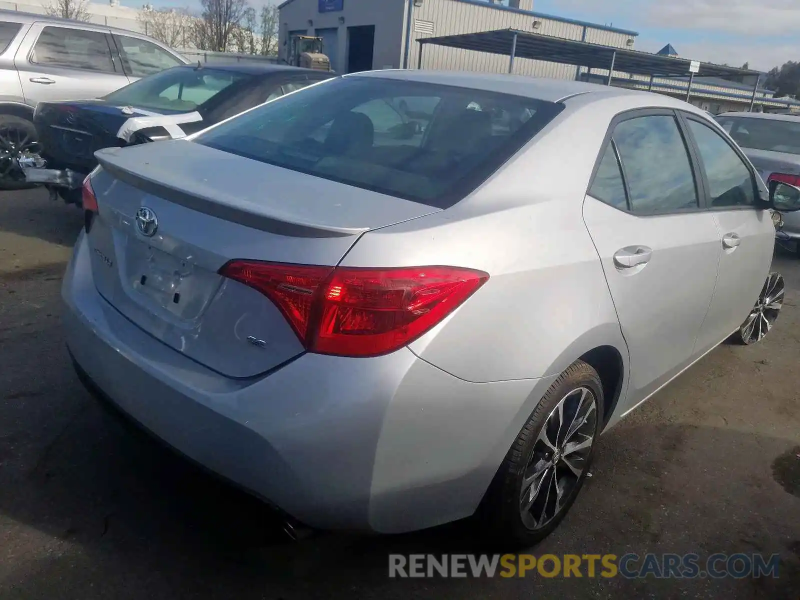 4 Photograph of a damaged car 2T1BURHE1KC214960 TOYOTA COROLLA 2019