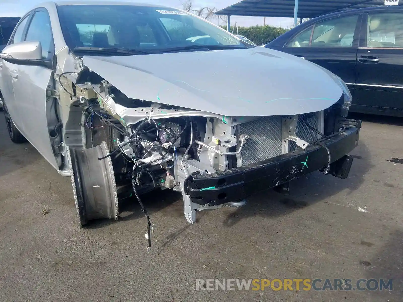 9 Photograph of a damaged car 2T1BURHE1KC214960 TOYOTA COROLLA 2019