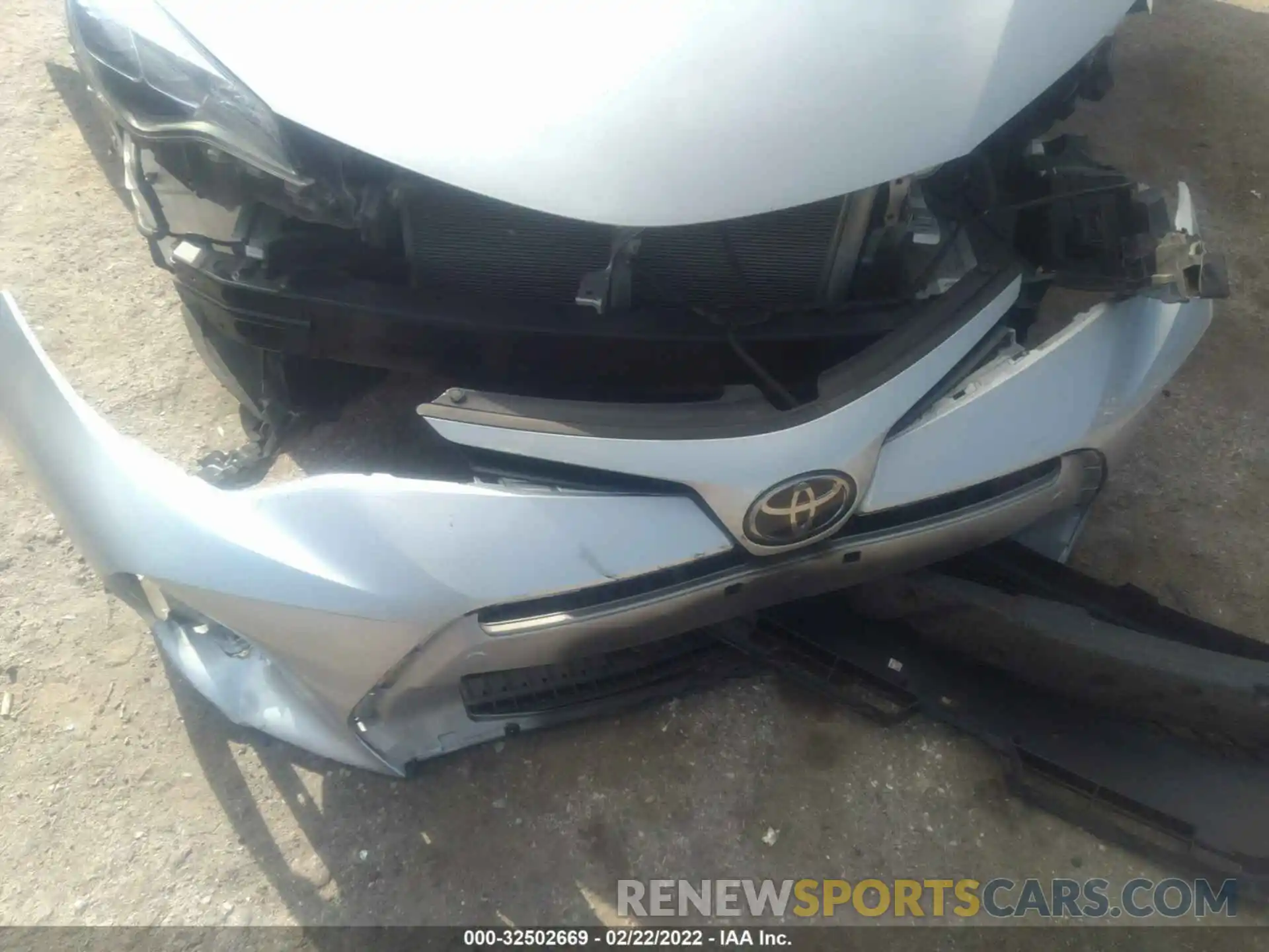 6 Photograph of a damaged car 2T1BURHE1KC215493 TOYOTA COROLLA 2019