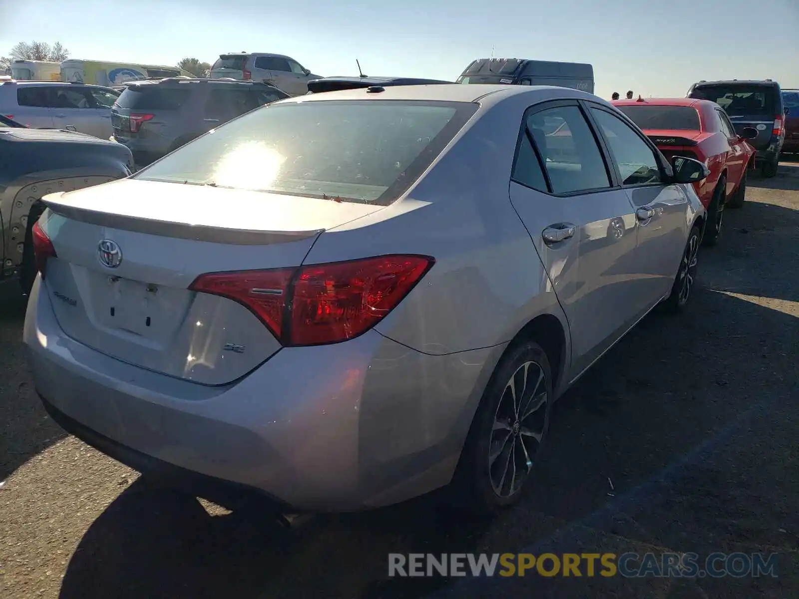 4 Photograph of a damaged car 2T1BURHE1KC215588 TOYOTA COROLLA 2019