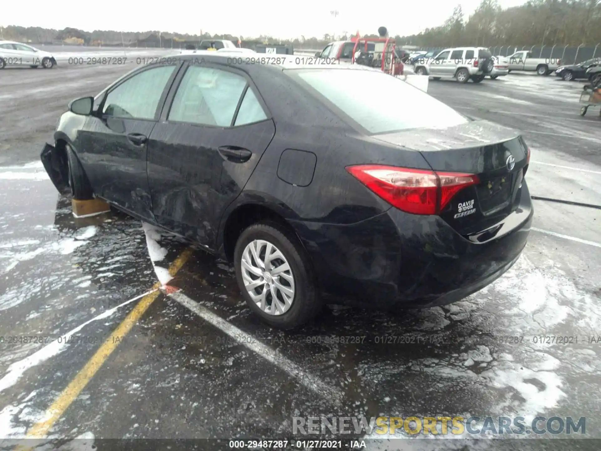 3 Photograph of a damaged car 2T1BURHE1KC215655 TOYOTA COROLLA 2019