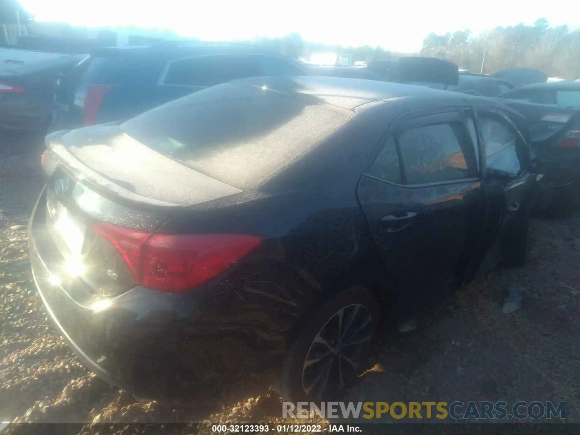 4 Photograph of a damaged car 2T1BURHE1KC216482 TOYOTA COROLLA 2019