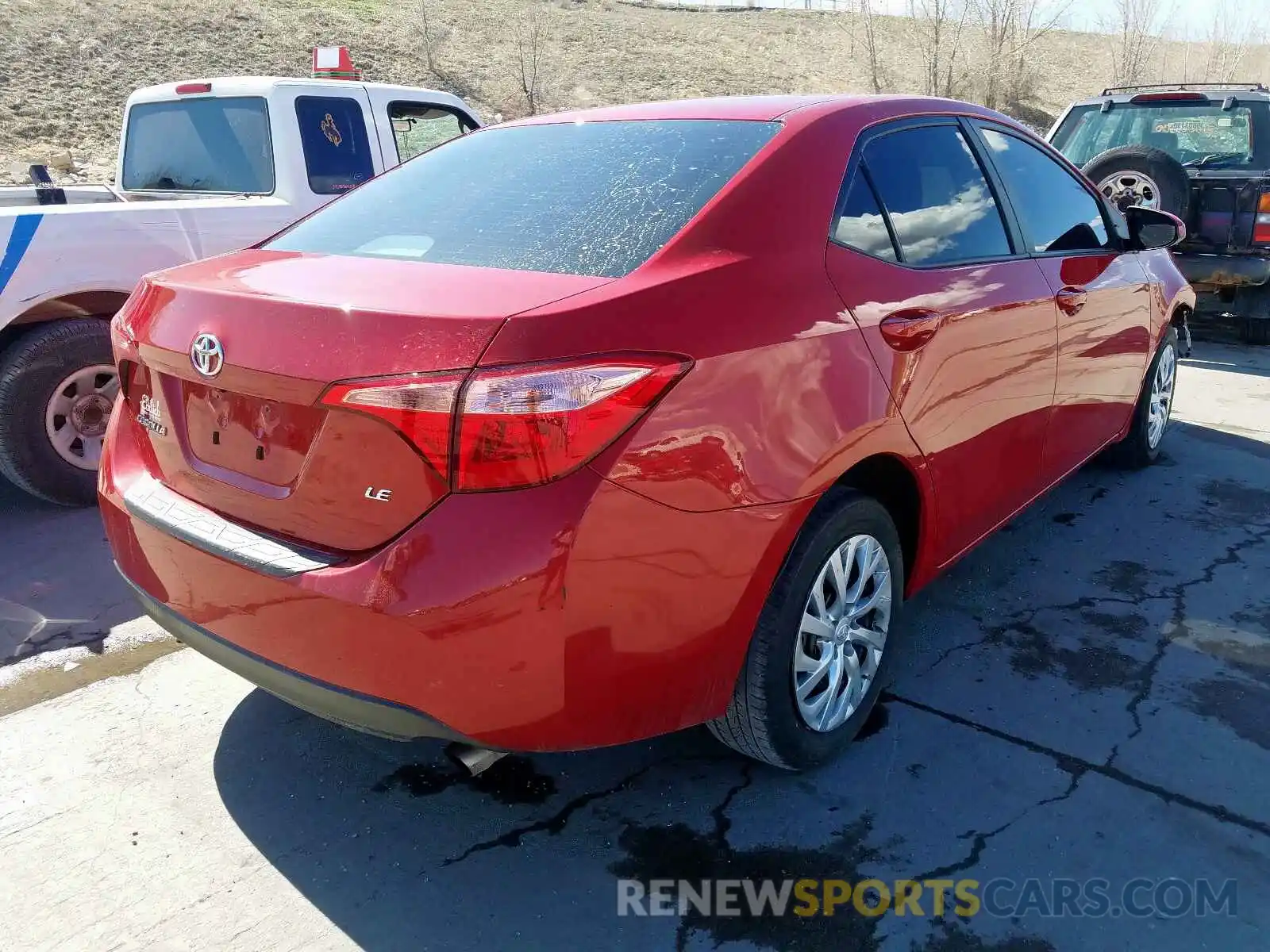 4 Photograph of a damaged car 2T1BURHE1KC216692 TOYOTA COROLLA 2019