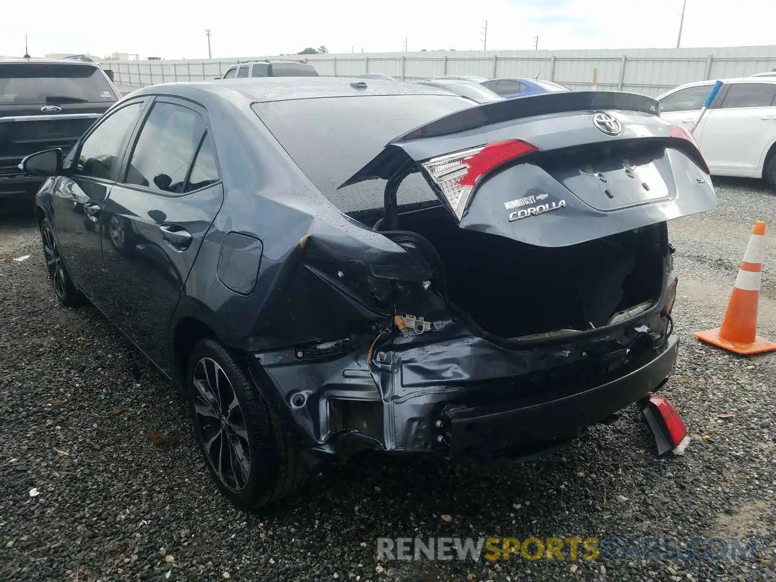 3 Photograph of a damaged car 2T1BURHE1KC216823 TOYOTA COROLLA 2019