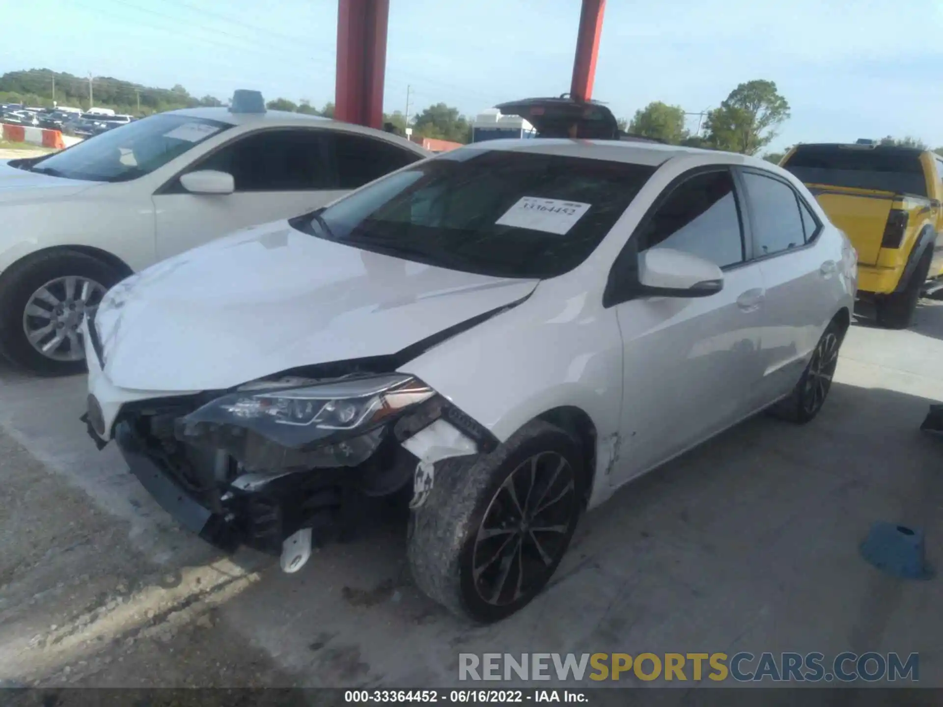 2 Photograph of a damaged car 2T1BURHE1KC217048 TOYOTA COROLLA 2019