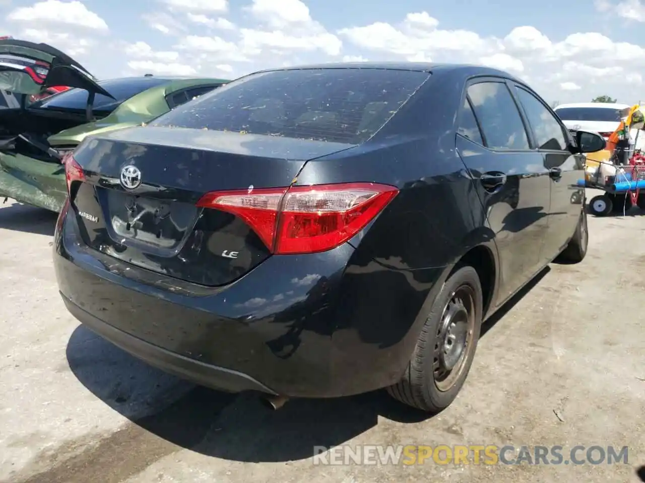 4 Photograph of a damaged car 2T1BURHE1KC217647 TOYOTA COROLLA 2019