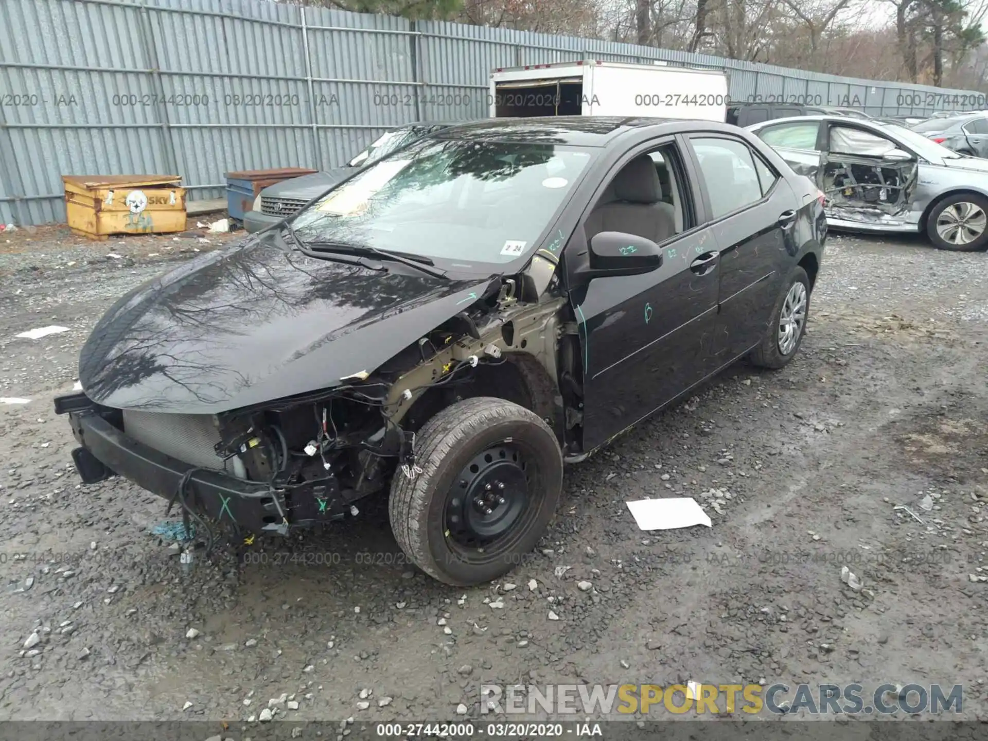 2 Фотография поврежденного автомобиля 2T1BURHE1KC218359 TOYOTA COROLLA 2019