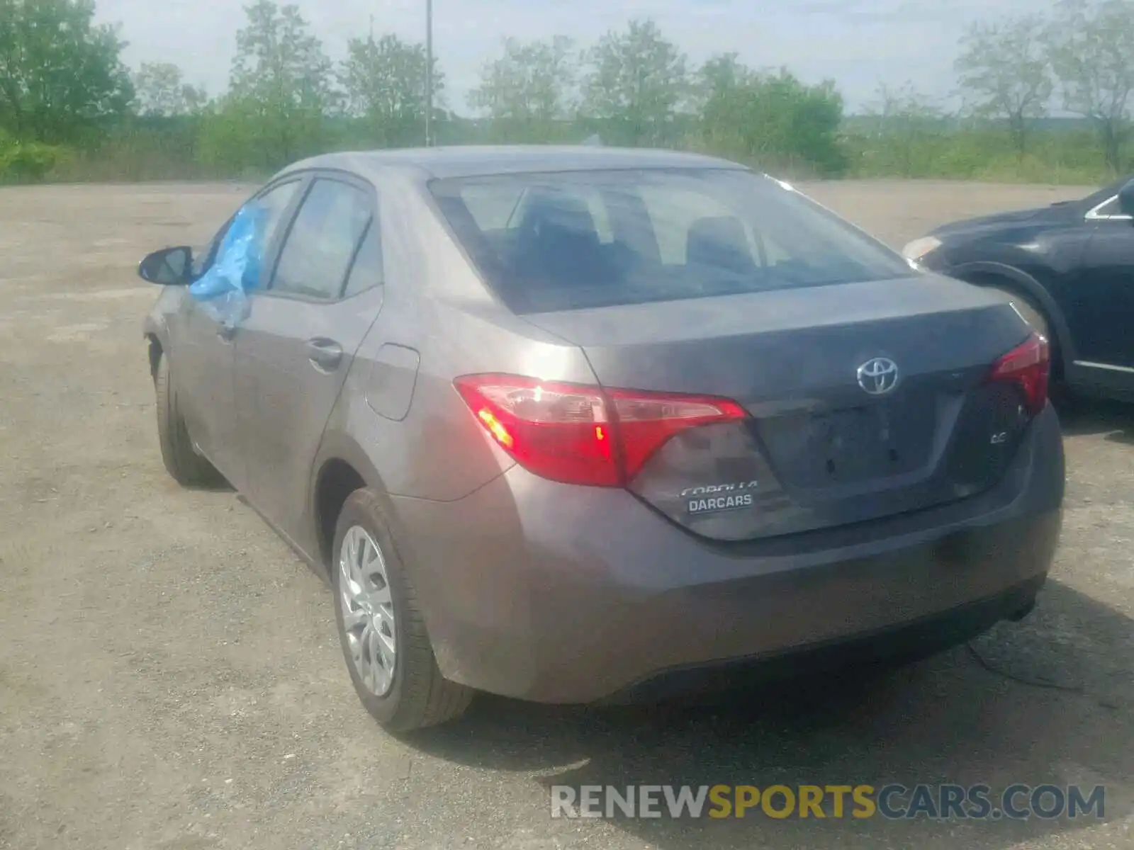 3 Photograph of a damaged car 2T1BURHE1KC218930 TOYOTA COROLLA 2019