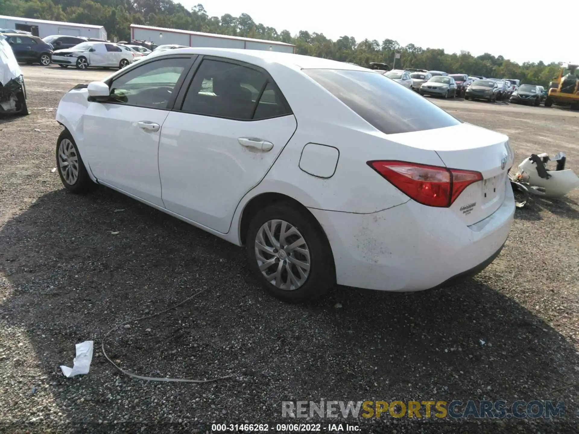 3 Photograph of a damaged car 2T1BURHE1KC220029 TOYOTA COROLLA 2019