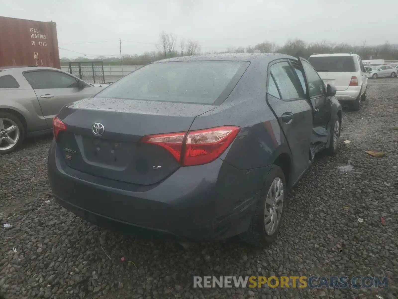 4 Photograph of a damaged car 2T1BURHE1KC220094 TOYOTA COROLLA 2019