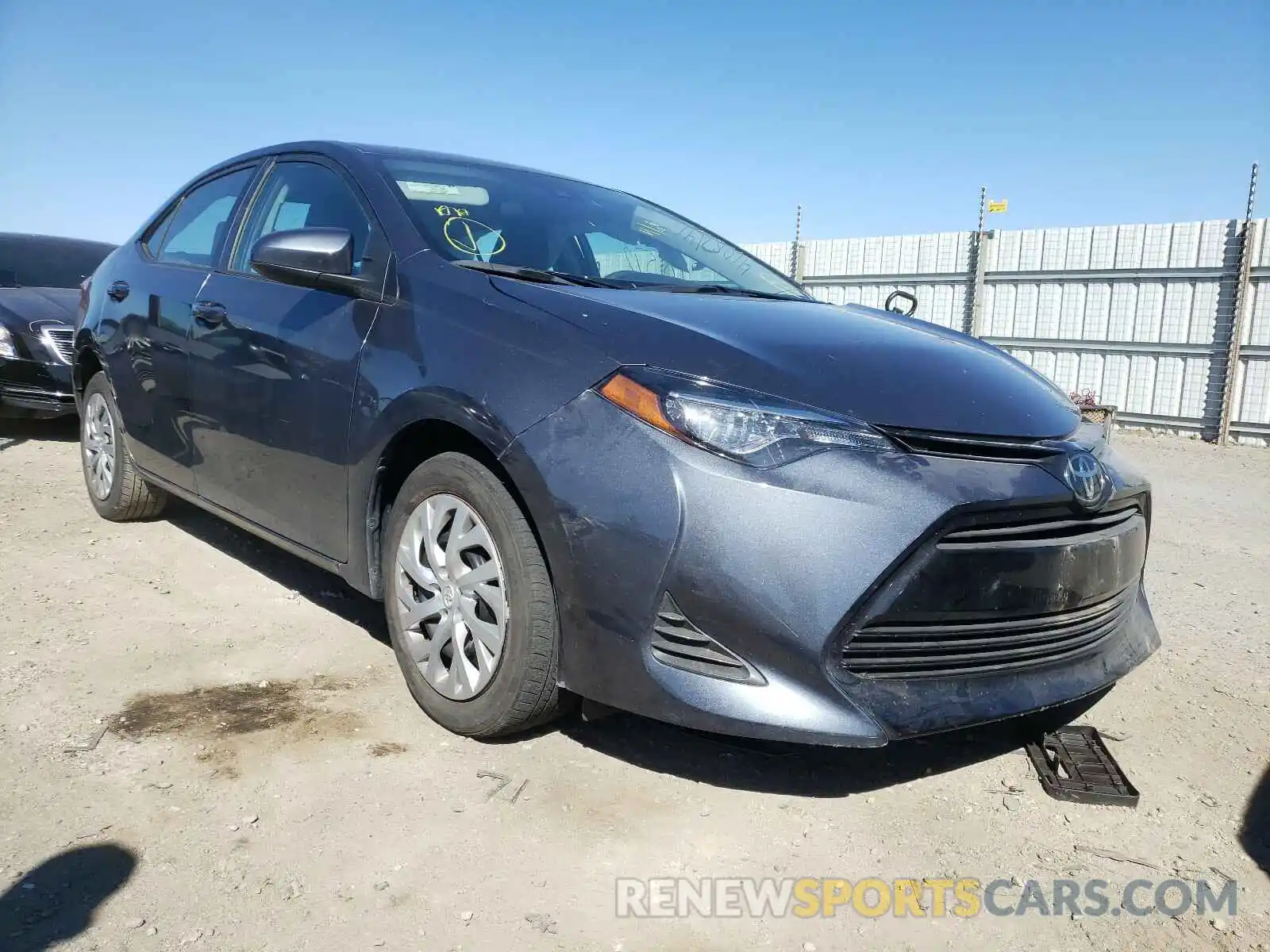 1 Photograph of a damaged car 2T1BURHE1KC220192 TOYOTA COROLLA 2019