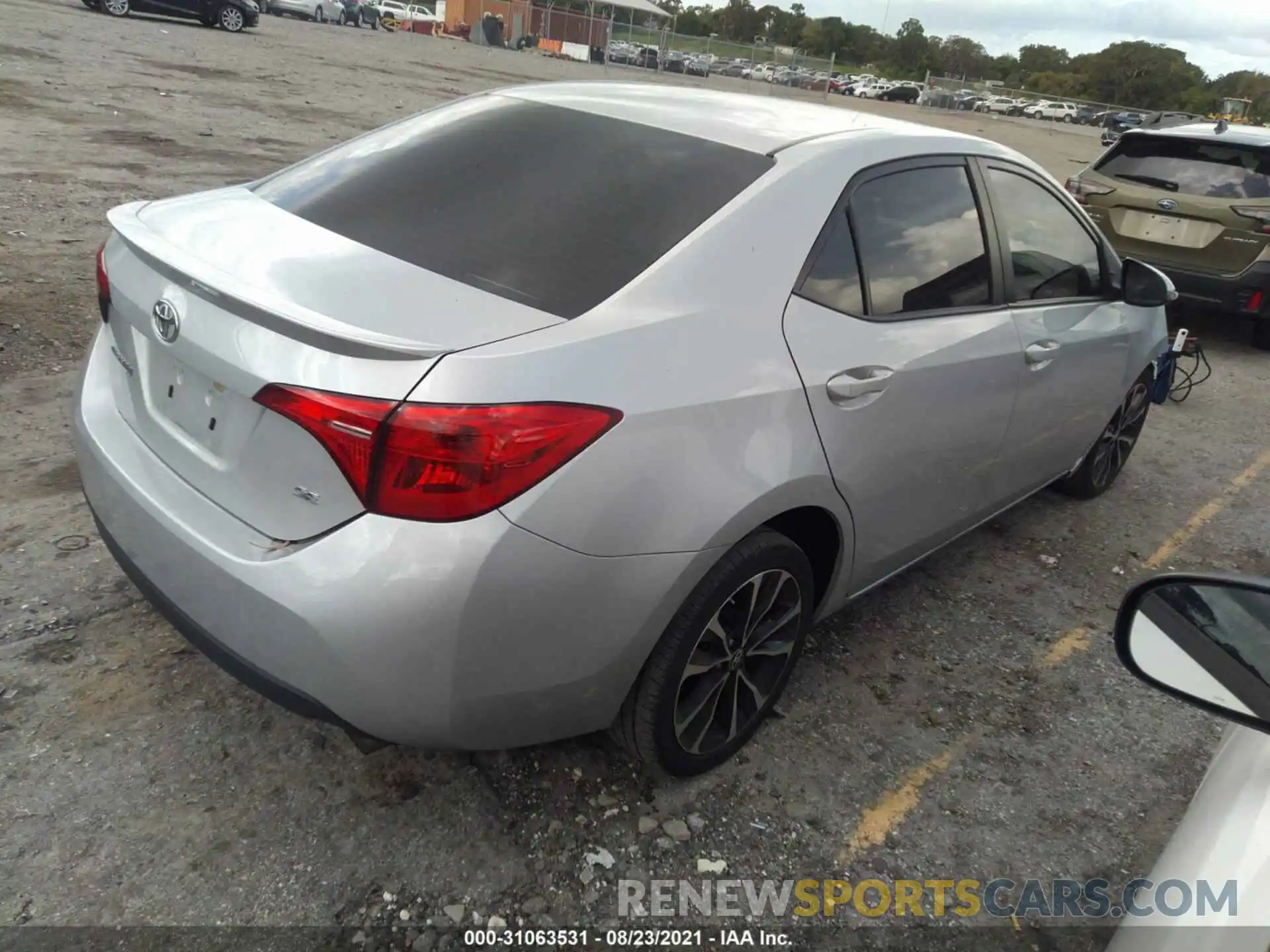 4 Photograph of a damaged car 2T1BURHE1KC221410 TOYOTA COROLLA 2019