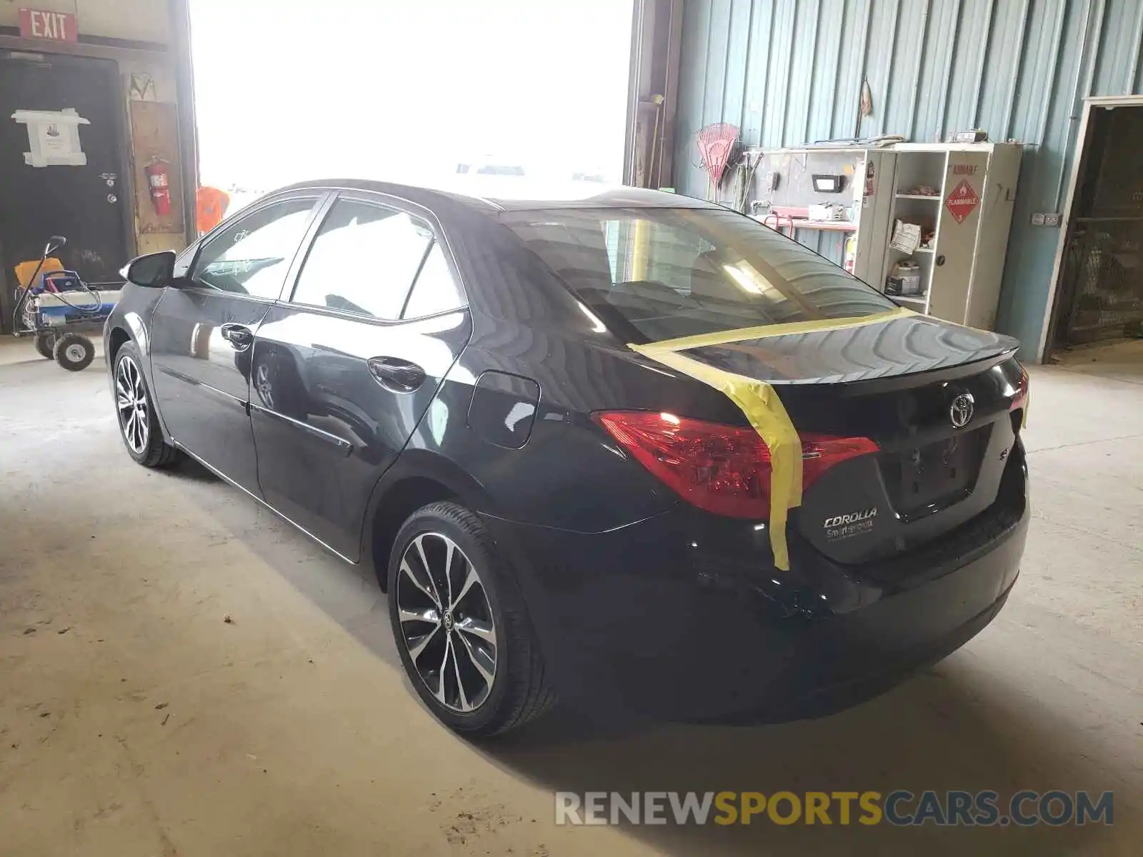 3 Photograph of a damaged car 2T1BURHE1KC222881 TOYOTA COROLLA 2019