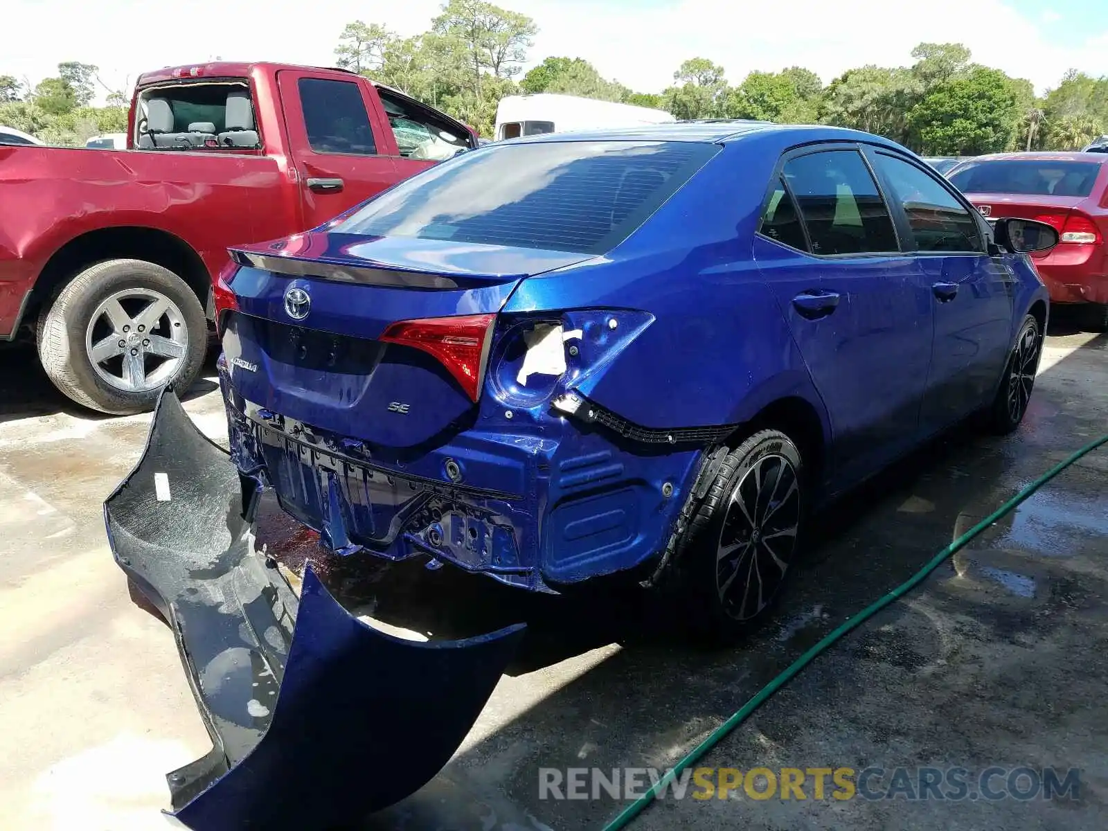 4 Photograph of a damaged car 2T1BURHE1KC224307 TOYOTA COROLLA 2019